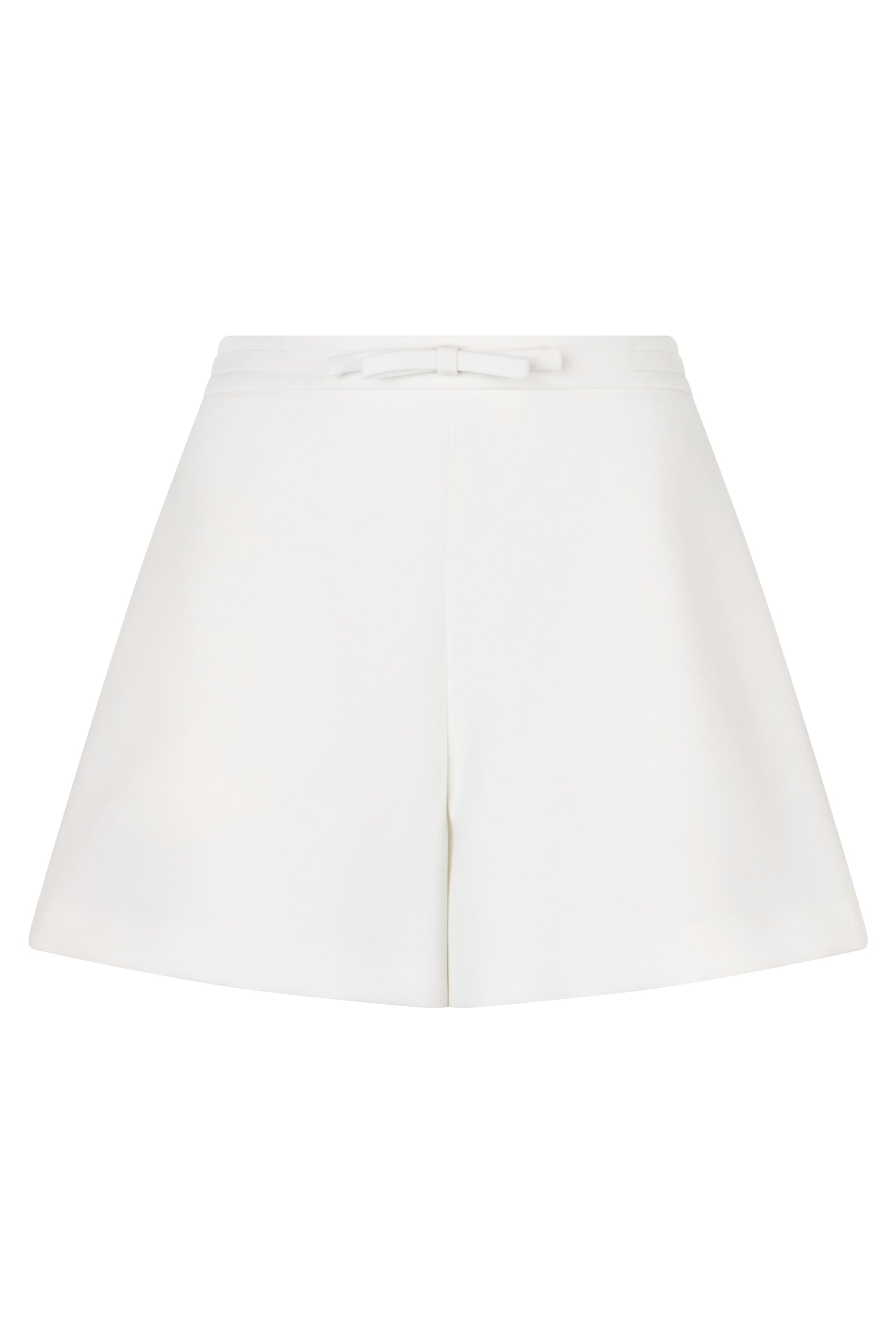 White cream shorts with a minimalist and versatile design.
