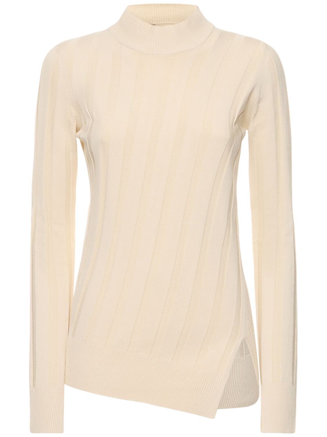 Light long-sleeve shirt comfortable and elegant