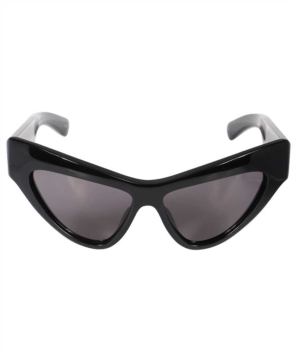 Cat-eye sunglasses