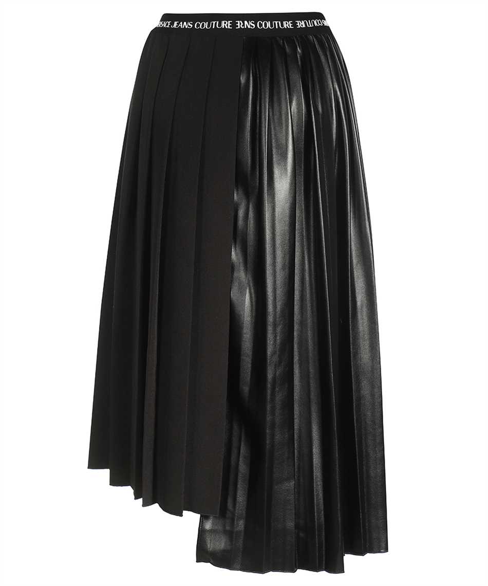 Asymmetric skirt