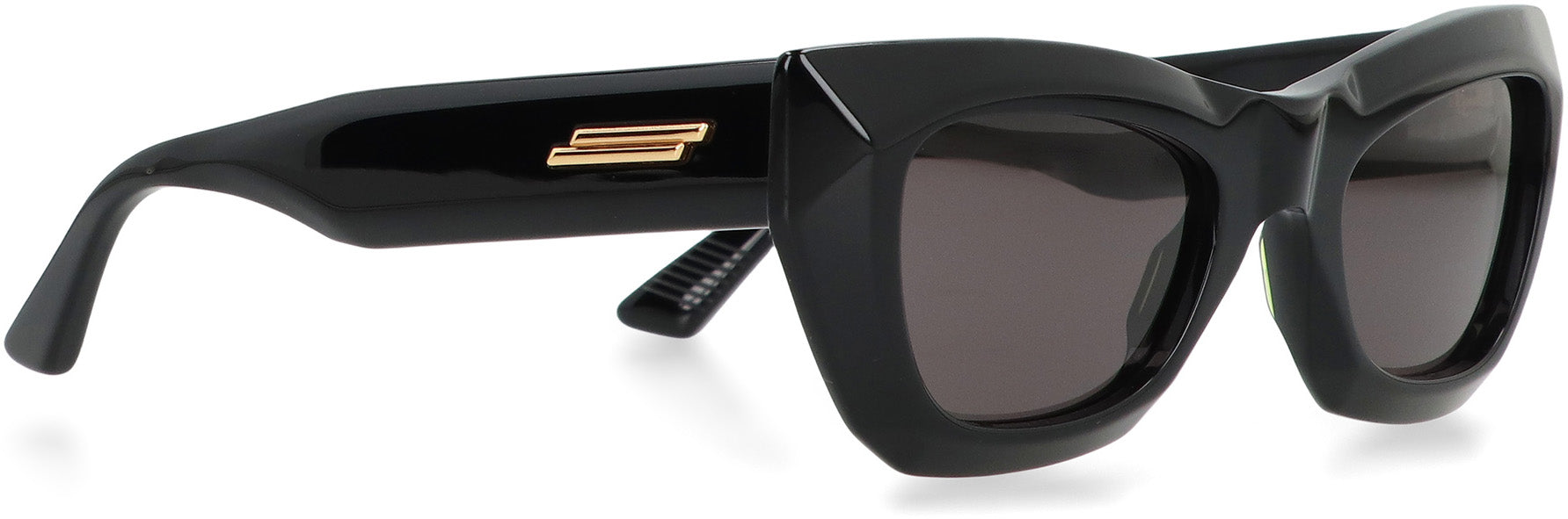 Cat-eye sunglasses