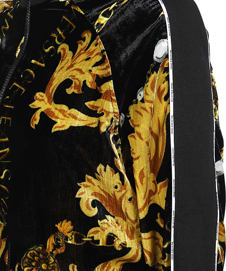 Full zip hoodie
