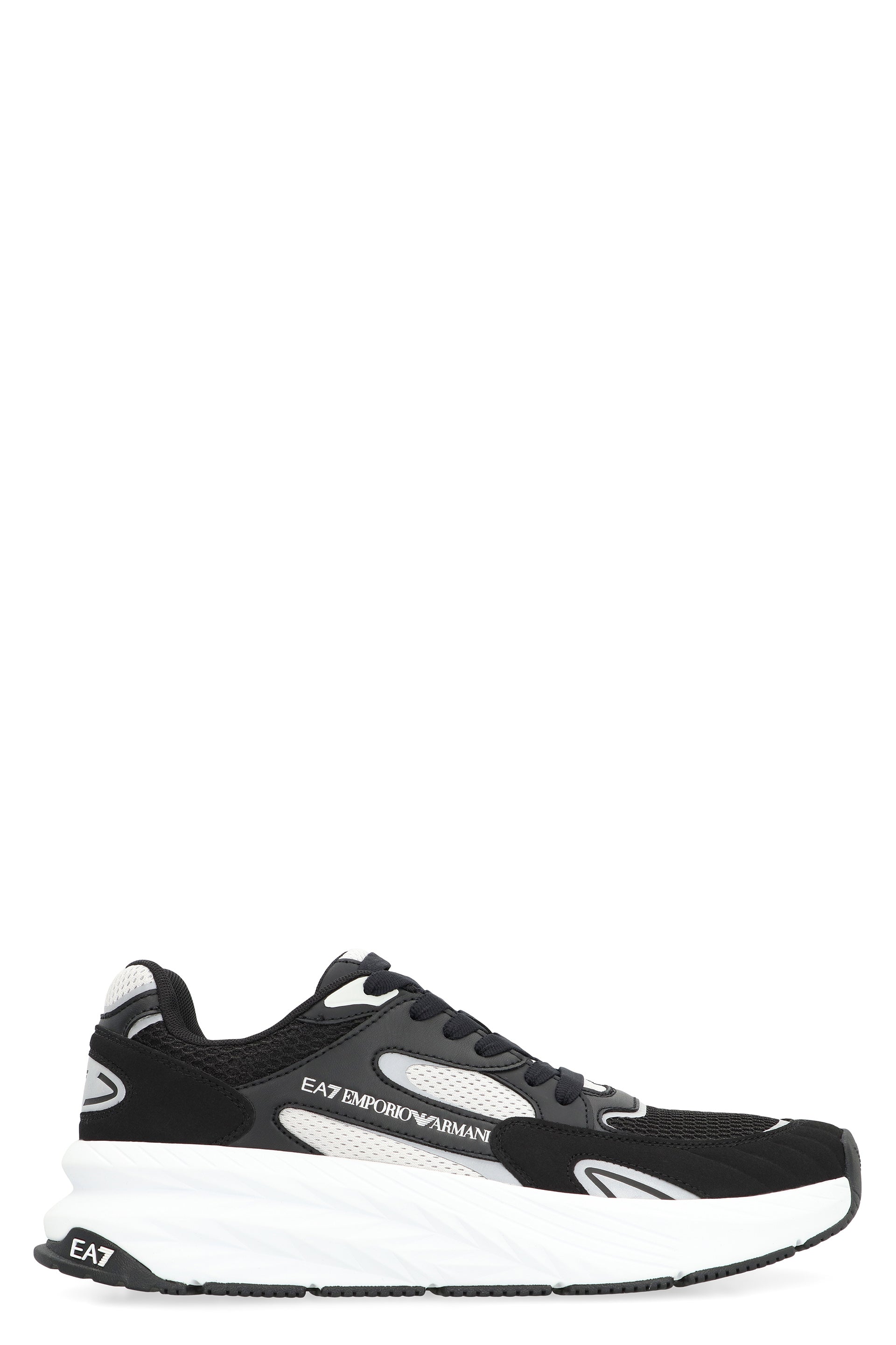 Mesh sneakers
