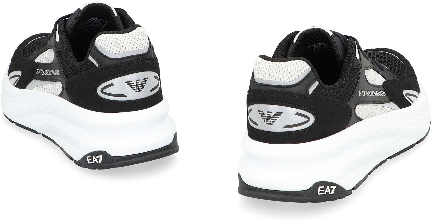 Mesh sneakers