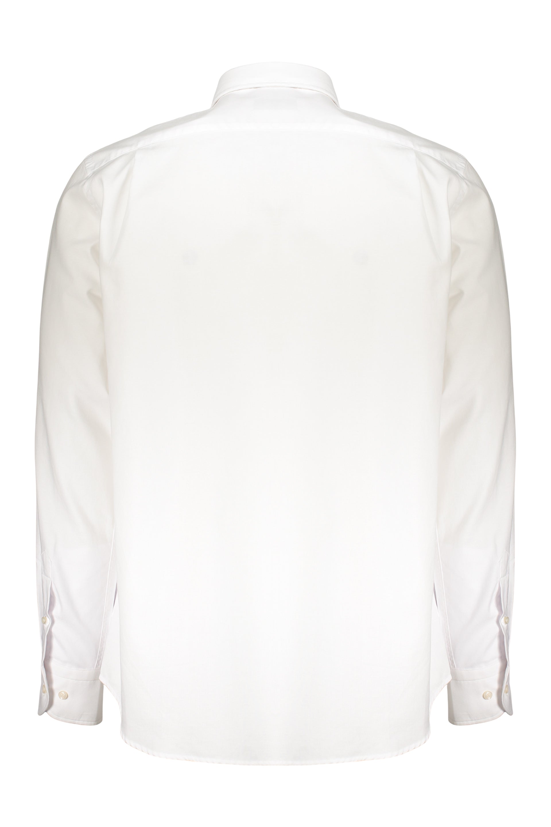 Elegant white shirt, lightweight and versatile