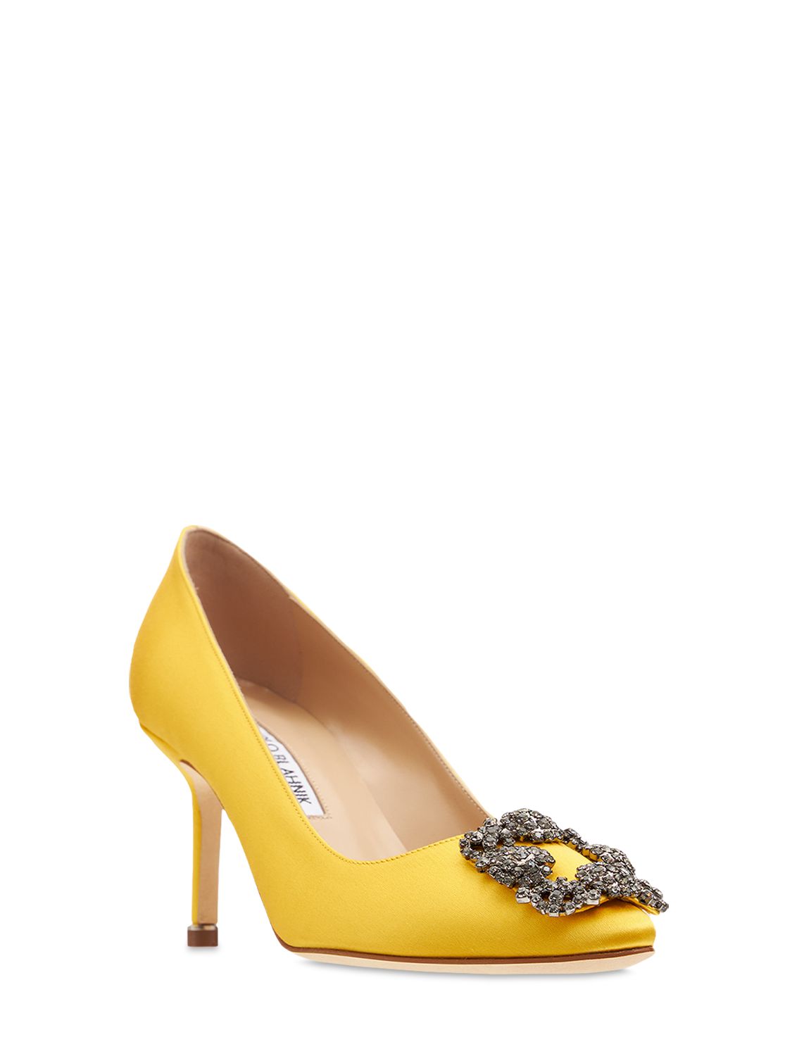 Decollete with yellow satin heel