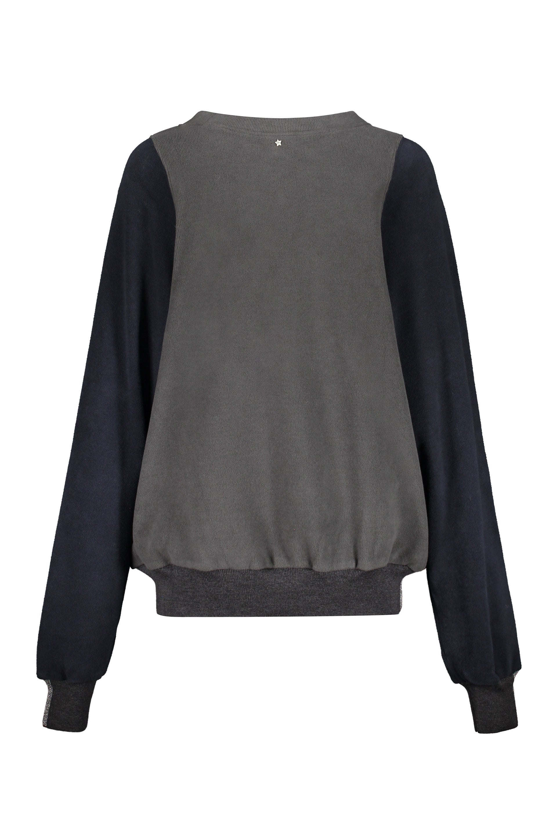 Long sleeve sweatshirt