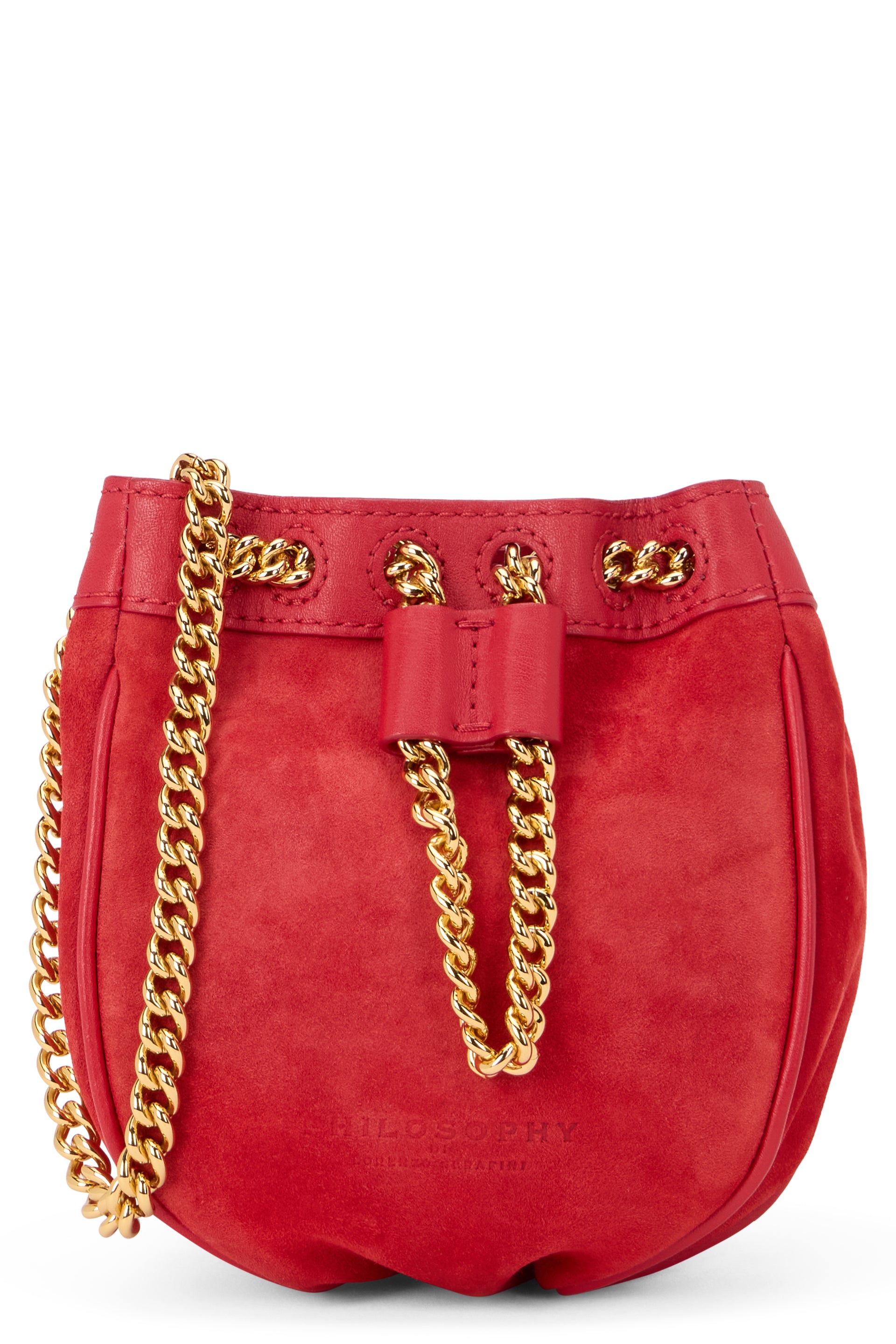 Red shoulder bag elegant and versatile.
