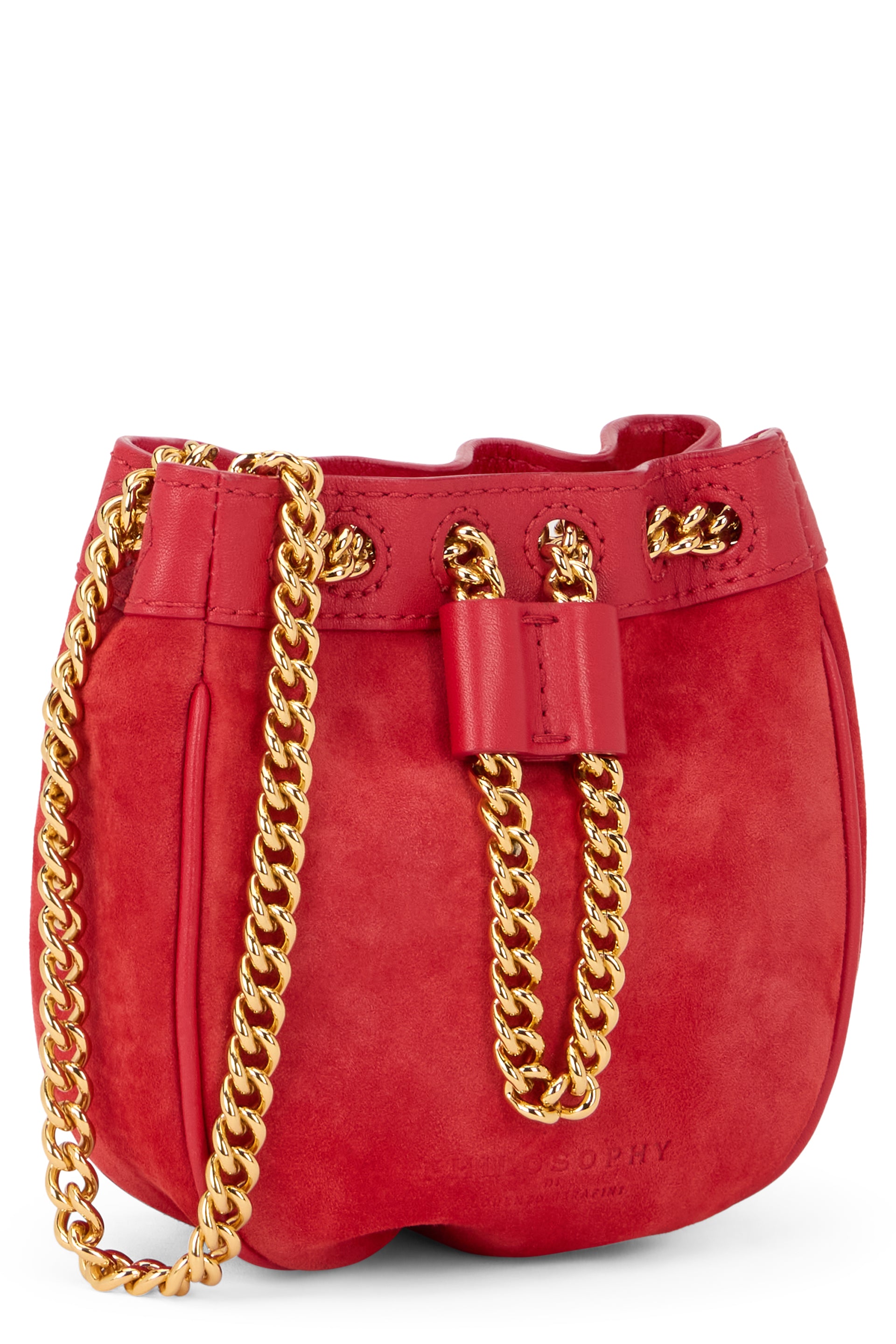 Red shoulder bag elegant and versatile.