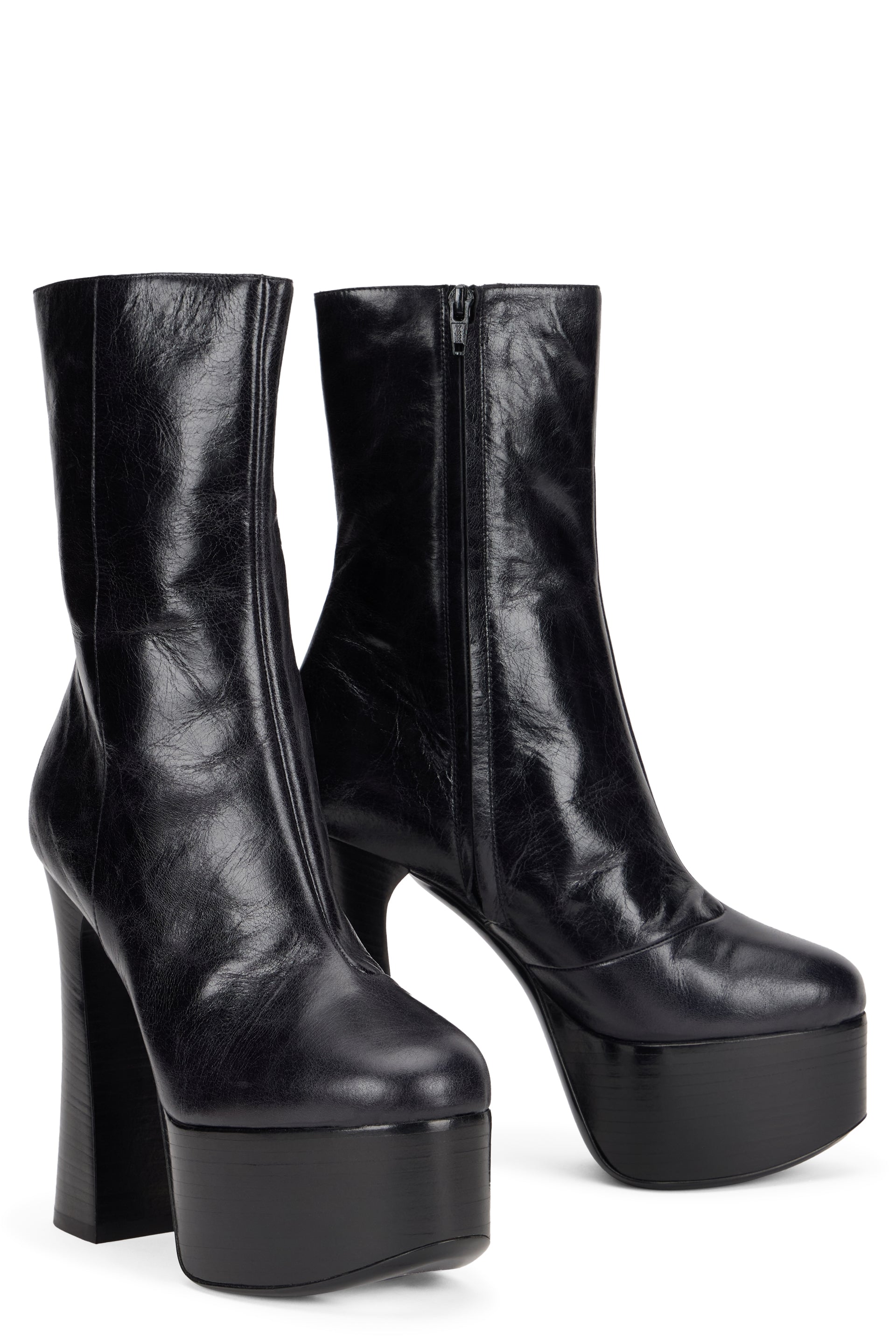 Black leather ankle boots with heel.