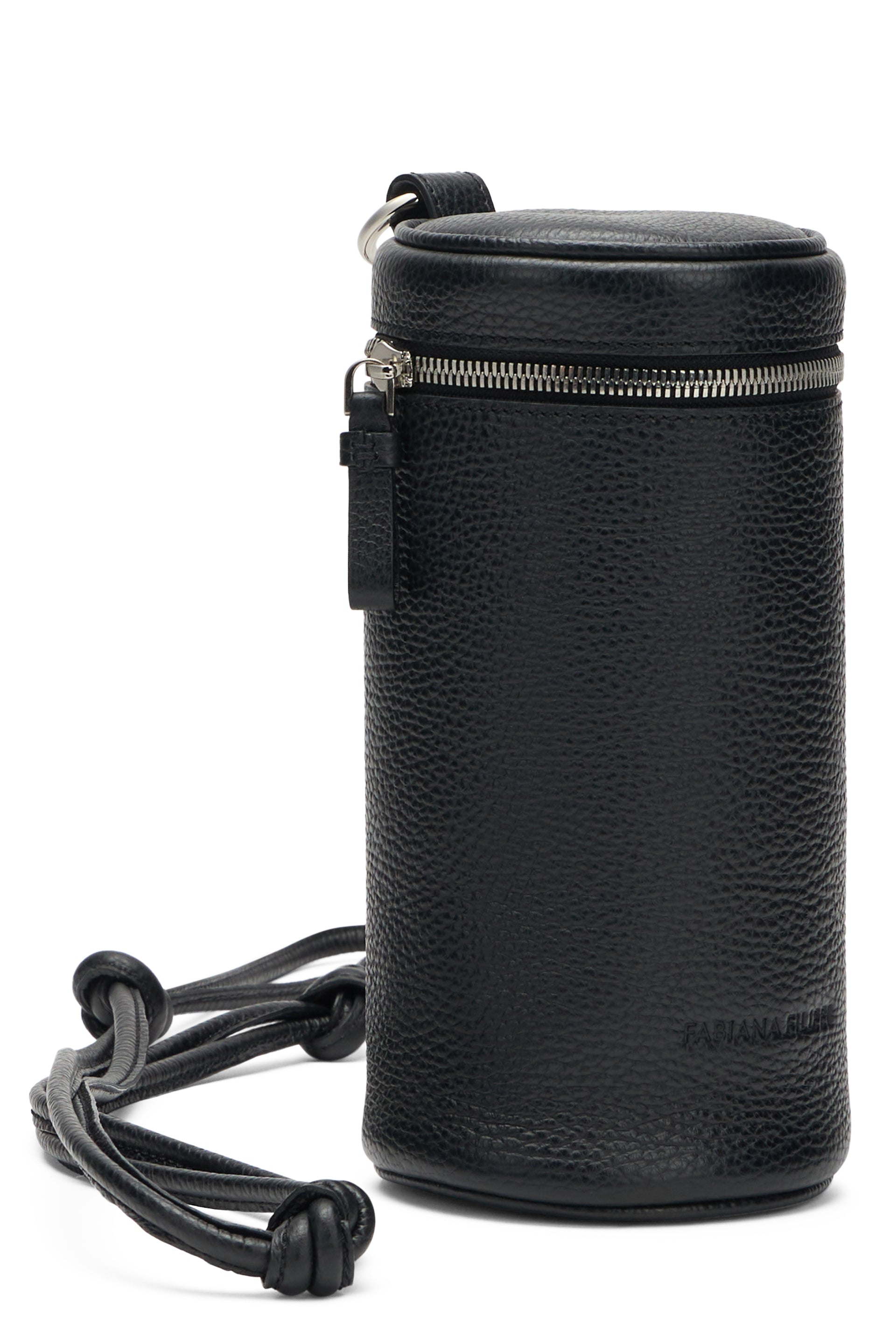 Black bucket bag, elegant and minimalist.