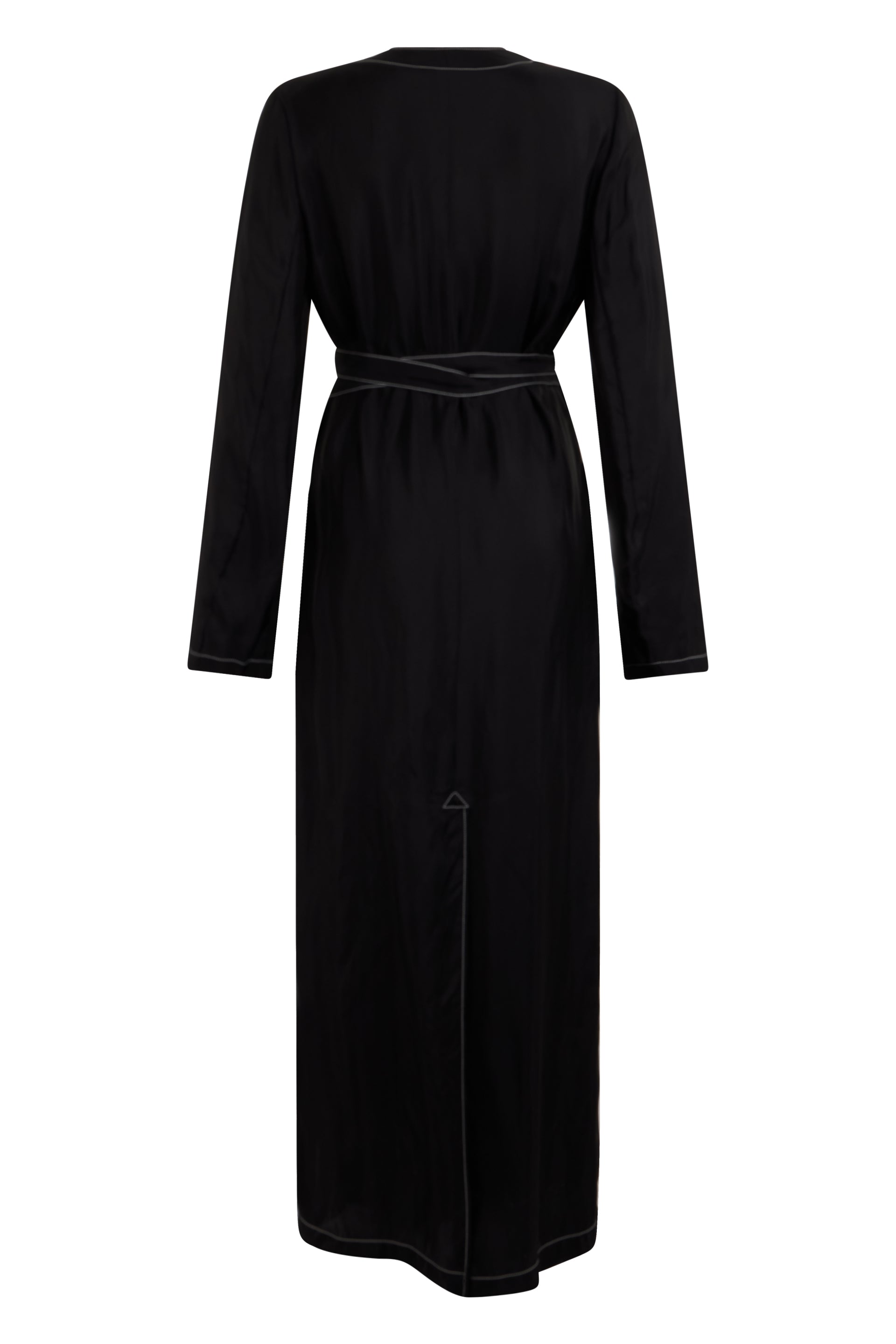 Elegant long black dress with a refined belt.