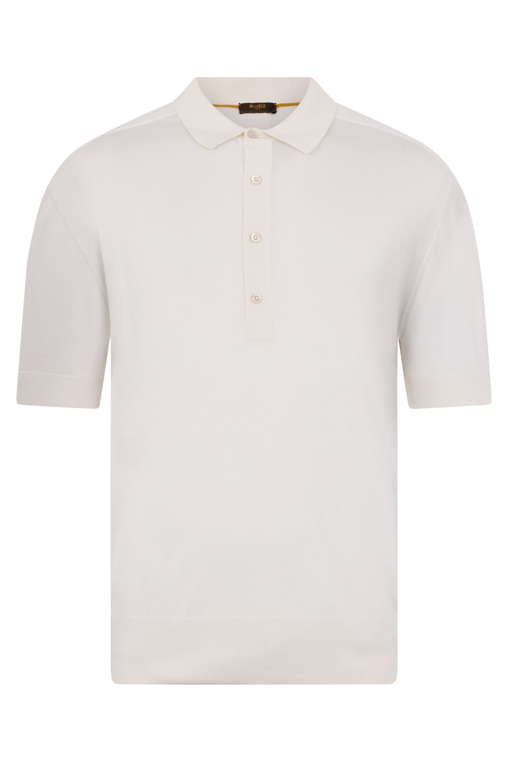 Elegant short-sleeved polo, soft and versatile.