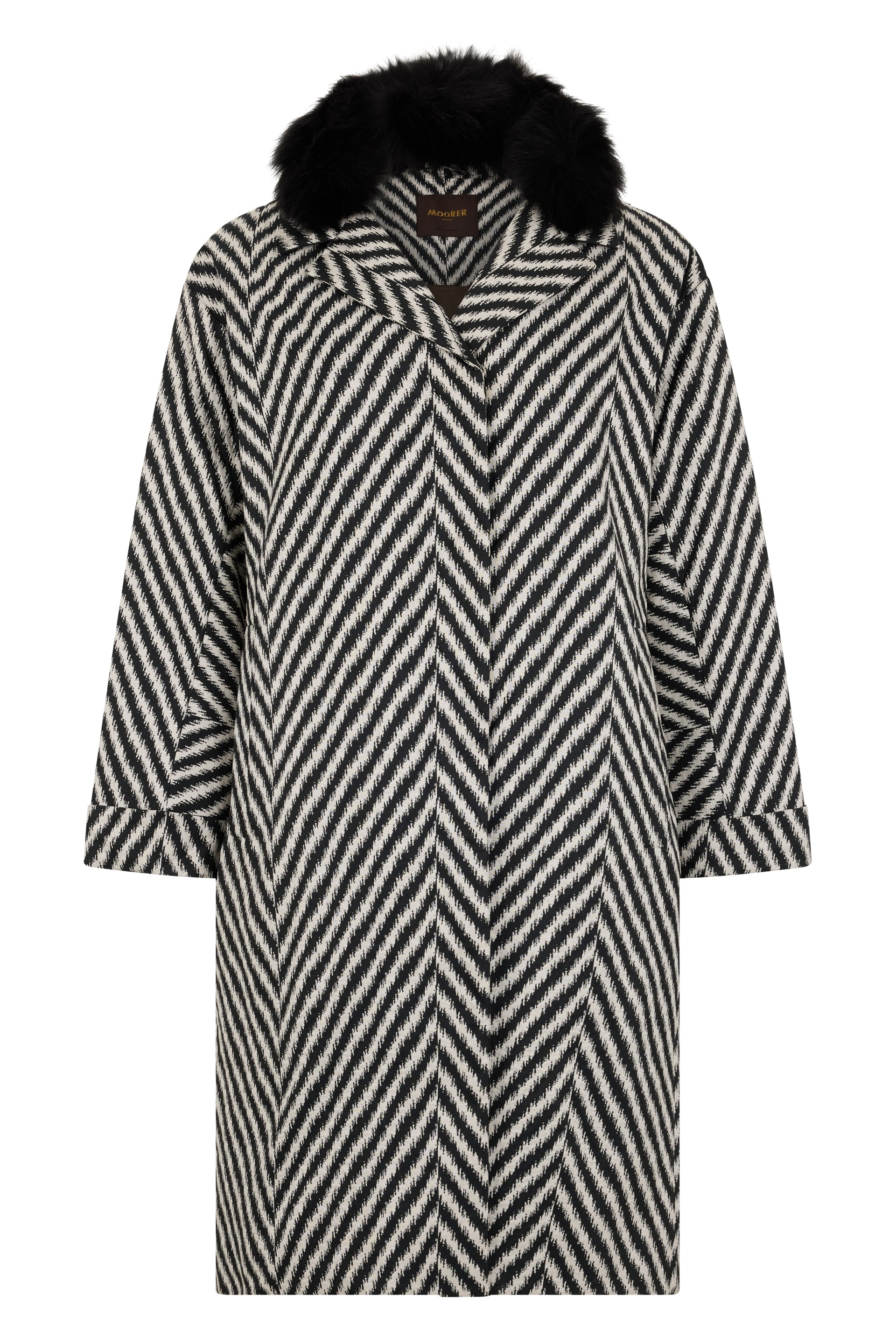 Elegant zigzag coat with fur