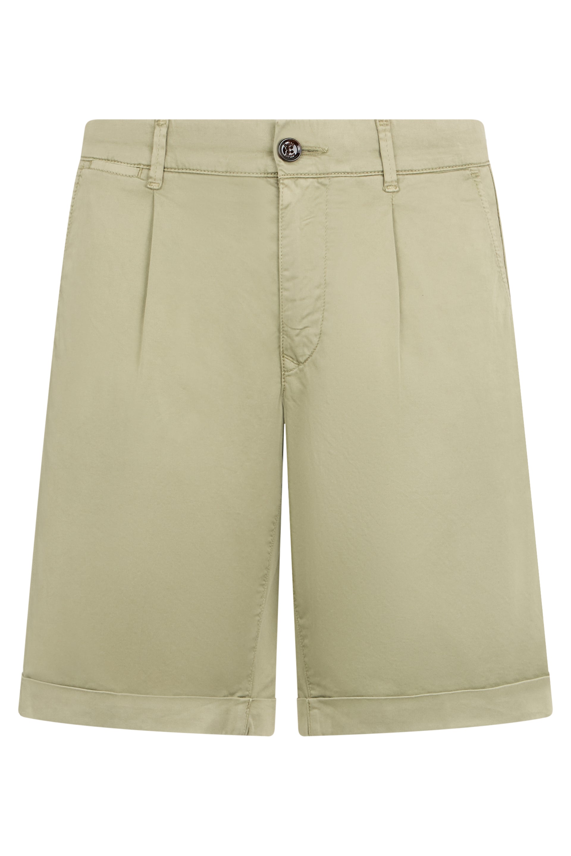 Short pants in sand color, minimal and versatile.