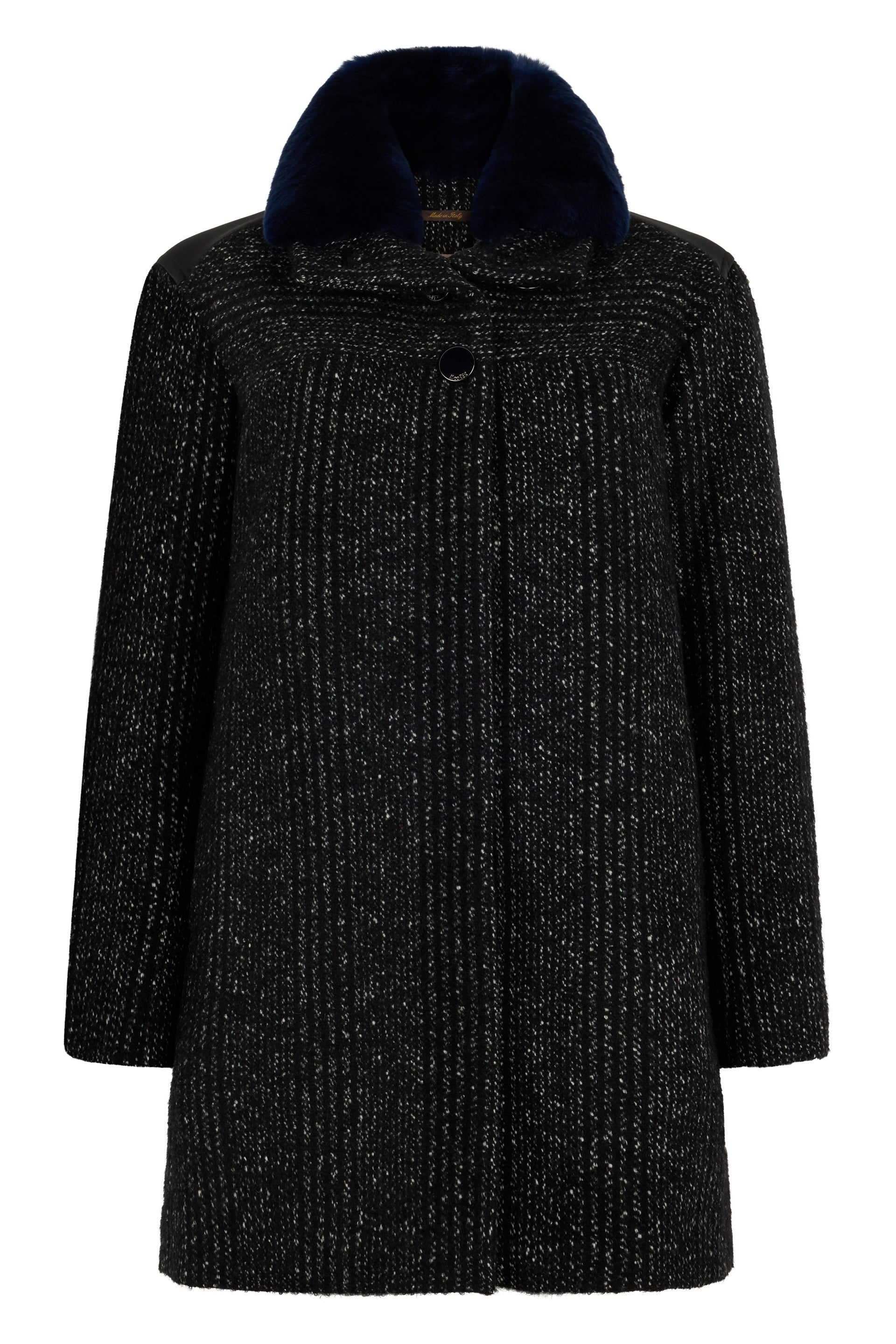 Elegant black winter coat with zipper