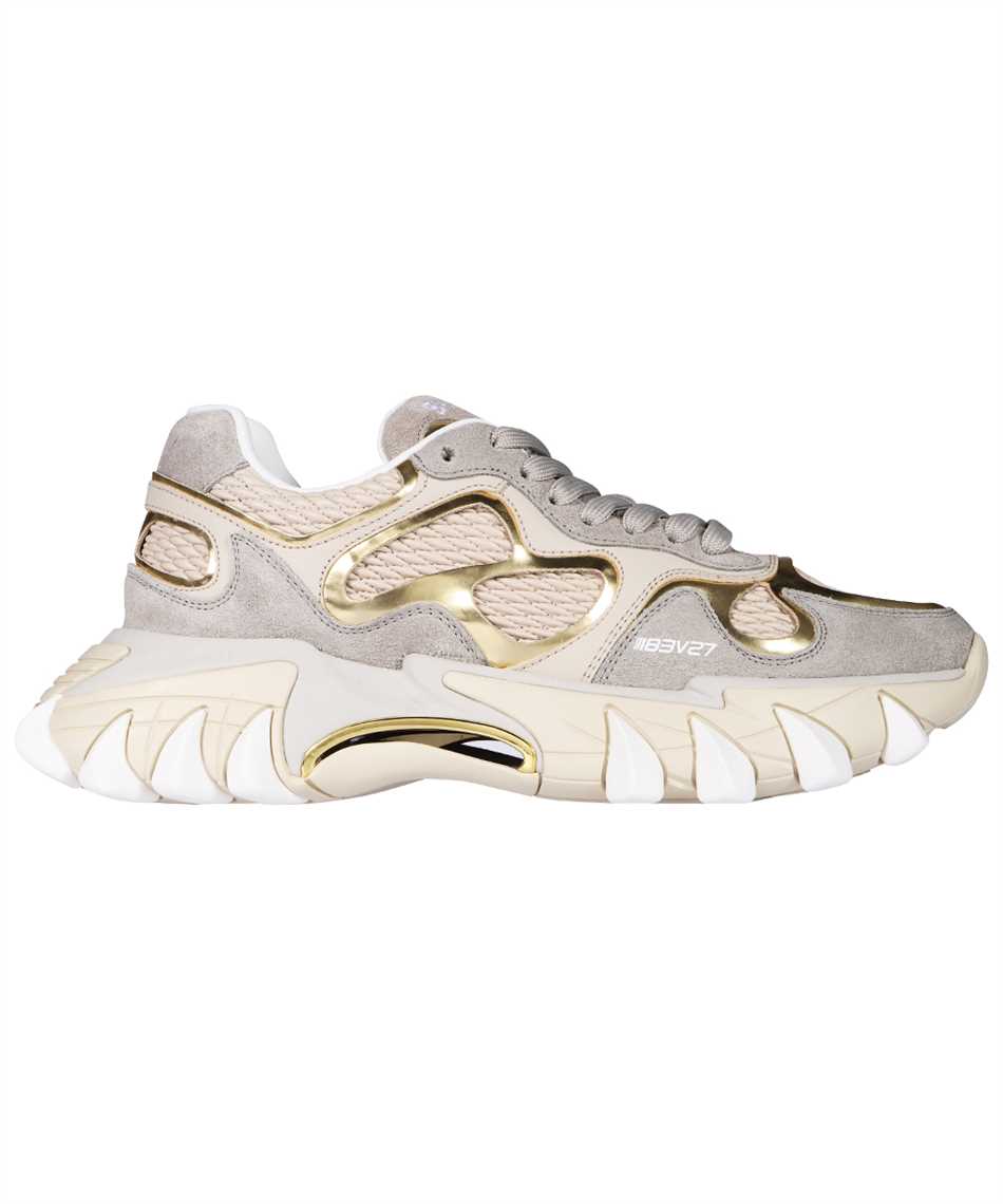 Low-top sneakers