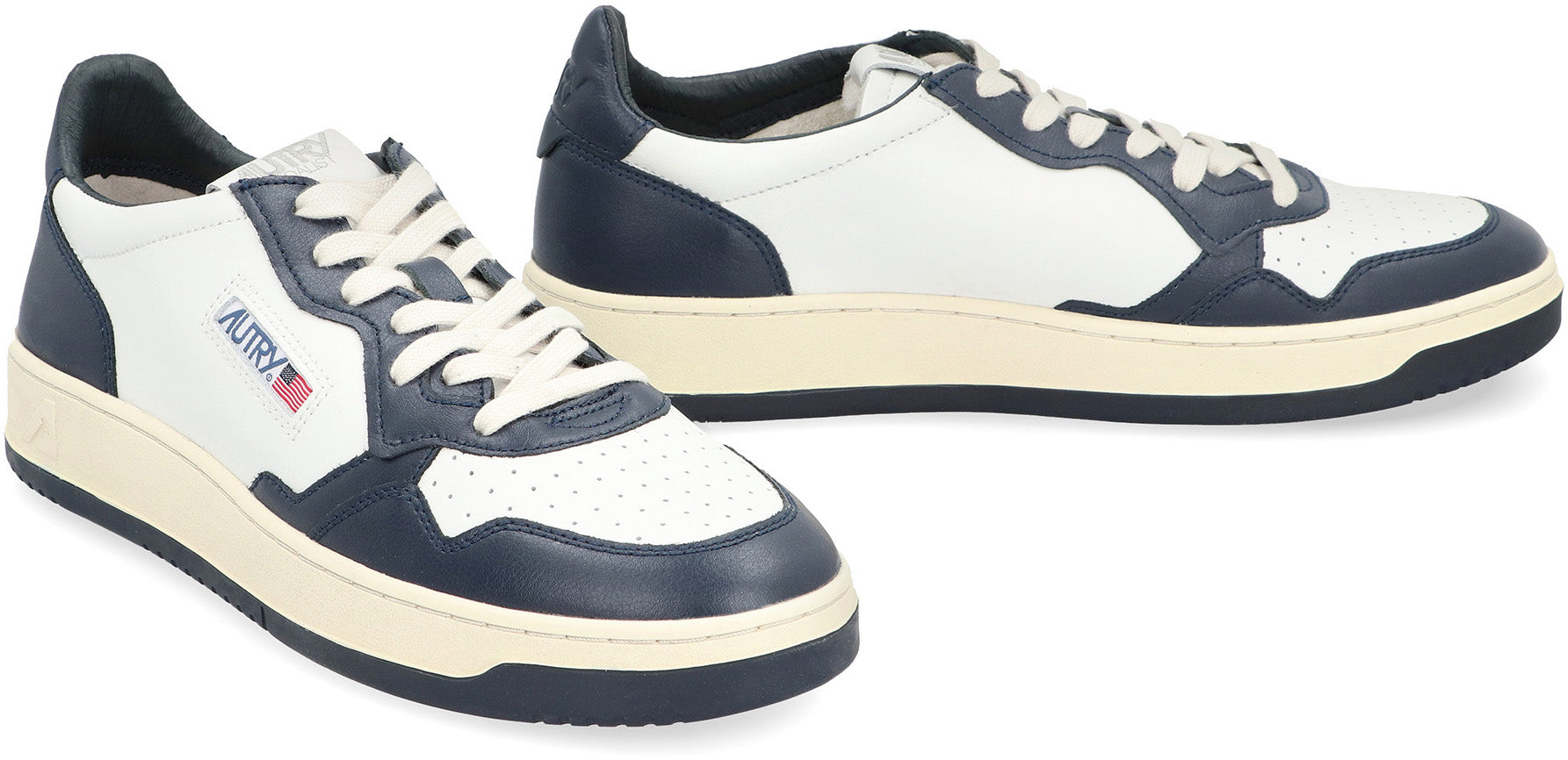 Medalist leather low-top sneakers