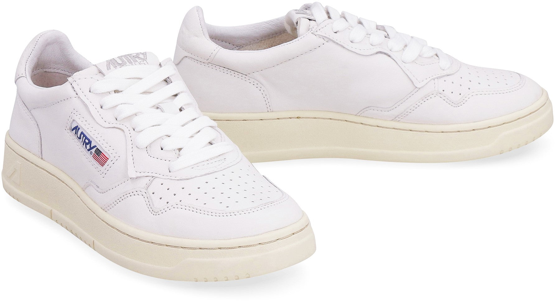 Medalist leather low-top sneakers