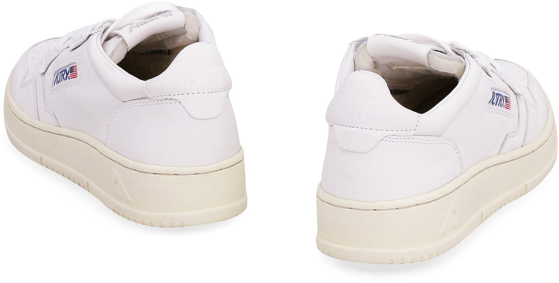 Medalist leather low-top sneakers