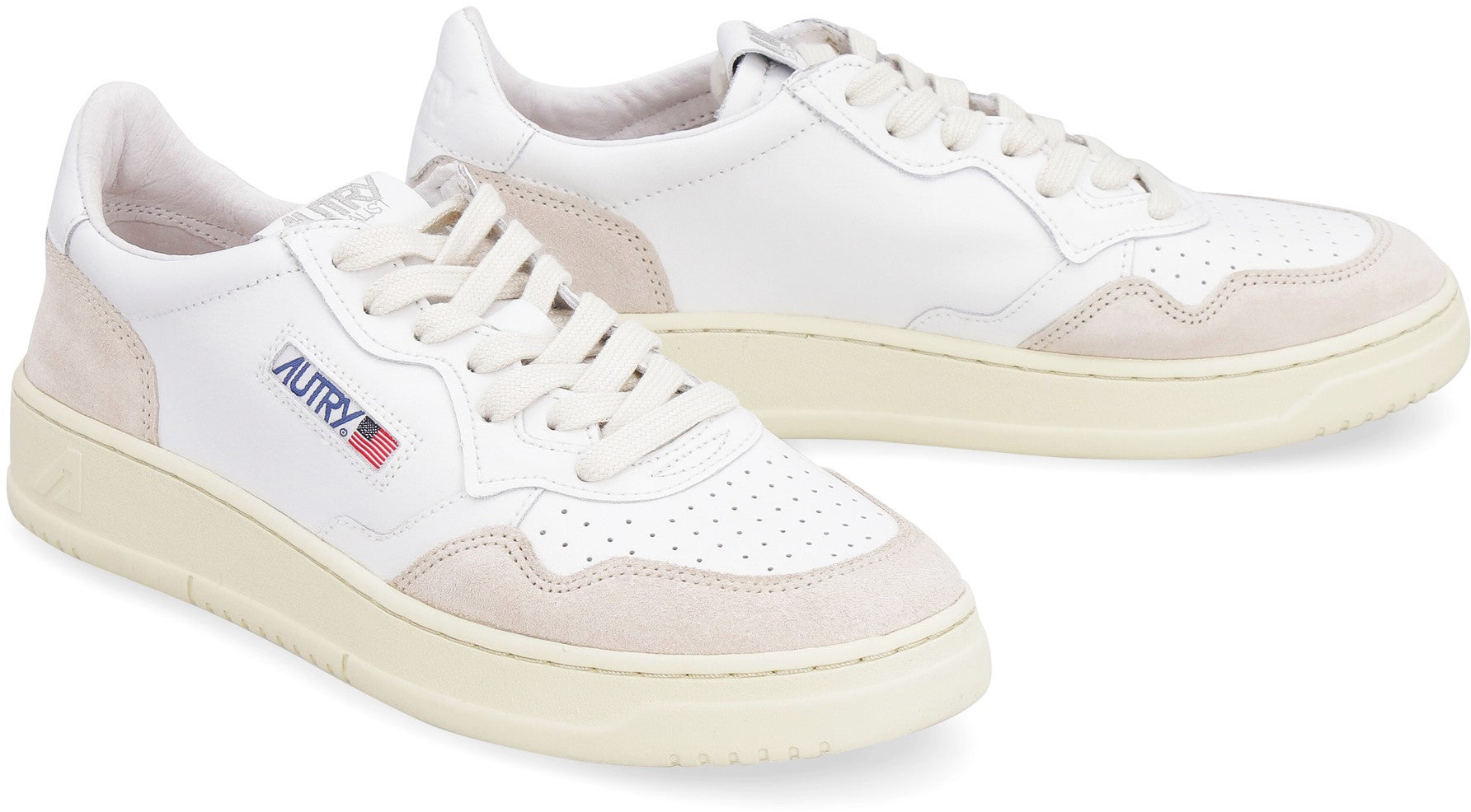 Medalist leather low-top sneakers