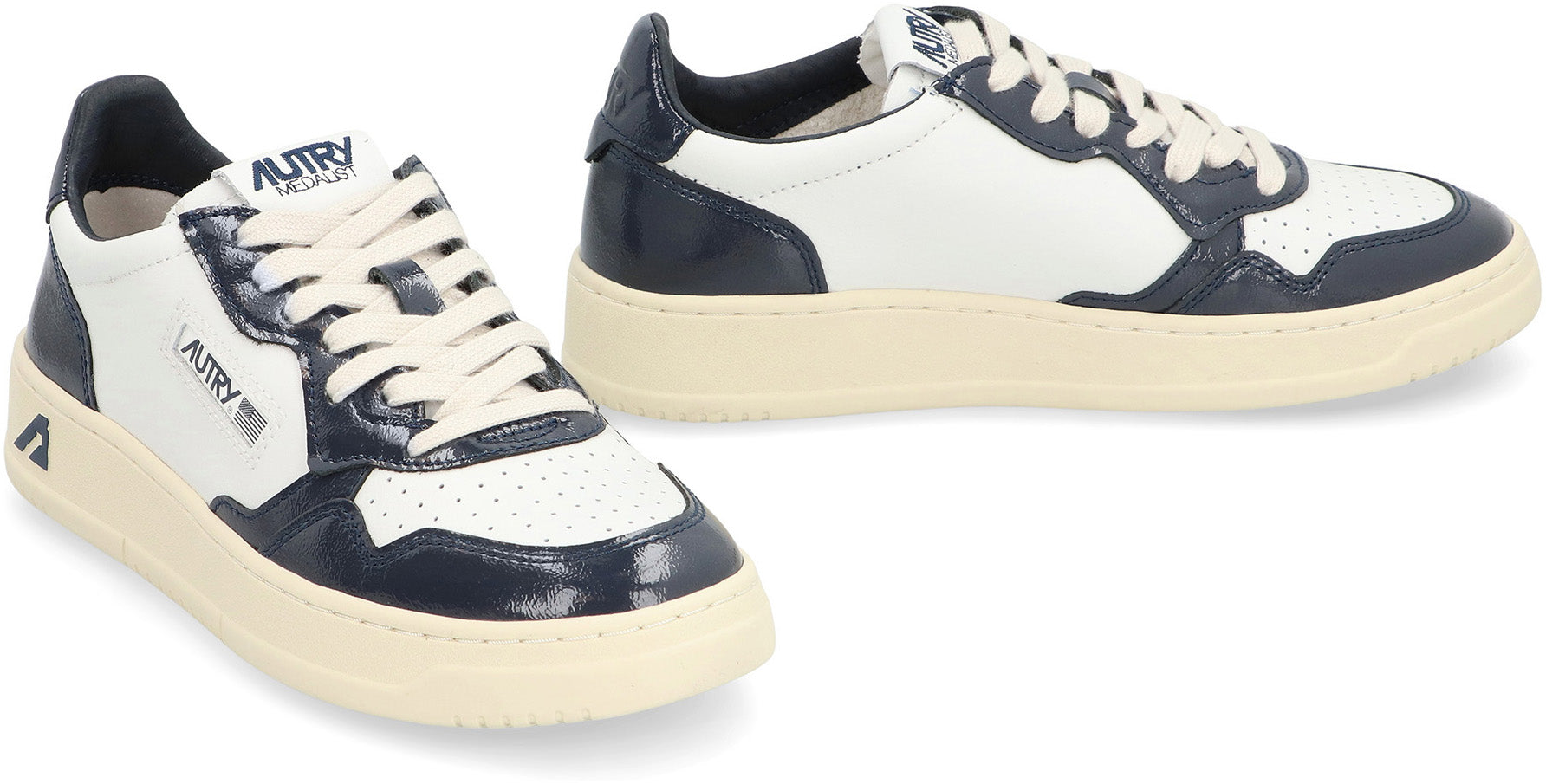 Medalist leather low-top sneakers