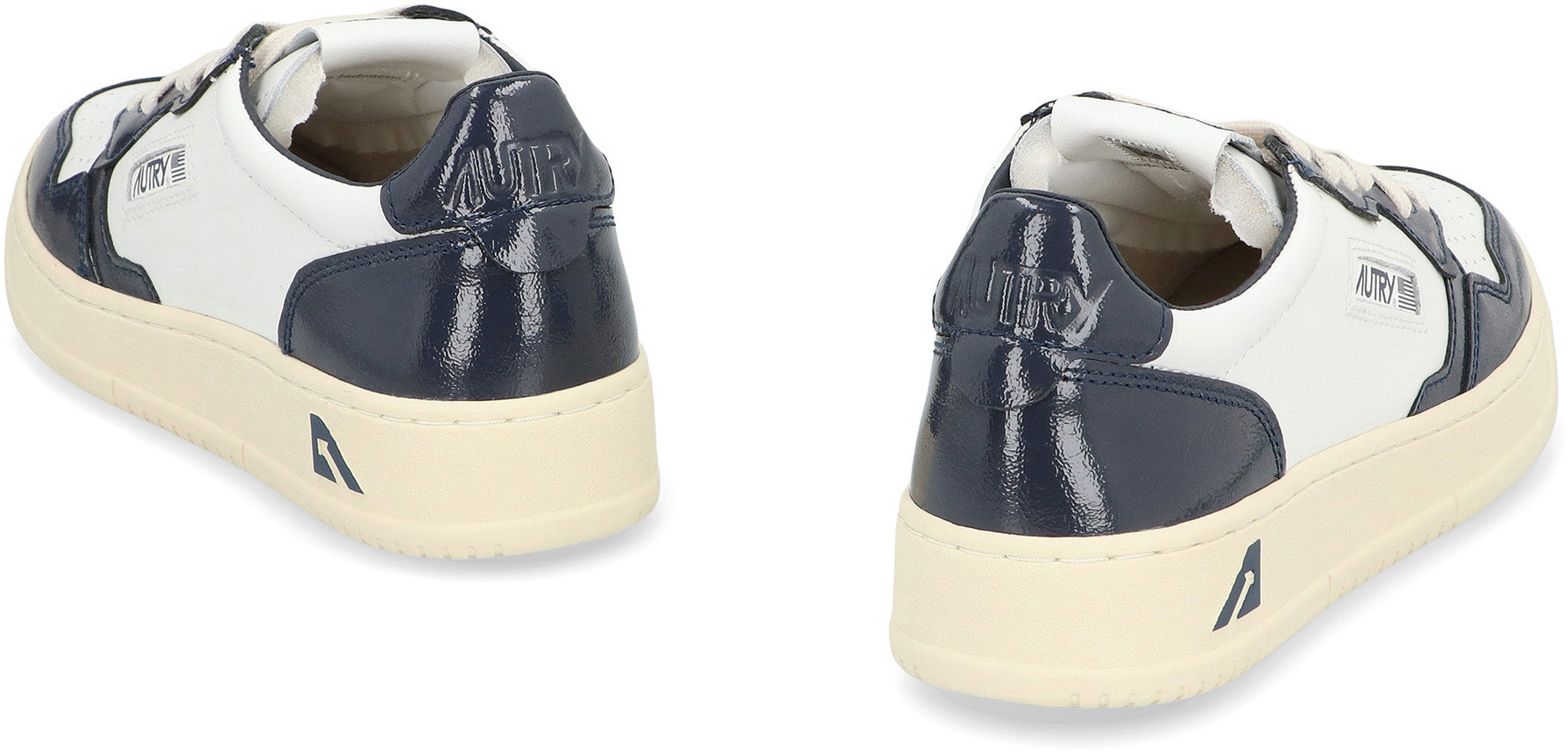 Medalist leather low-top sneakers