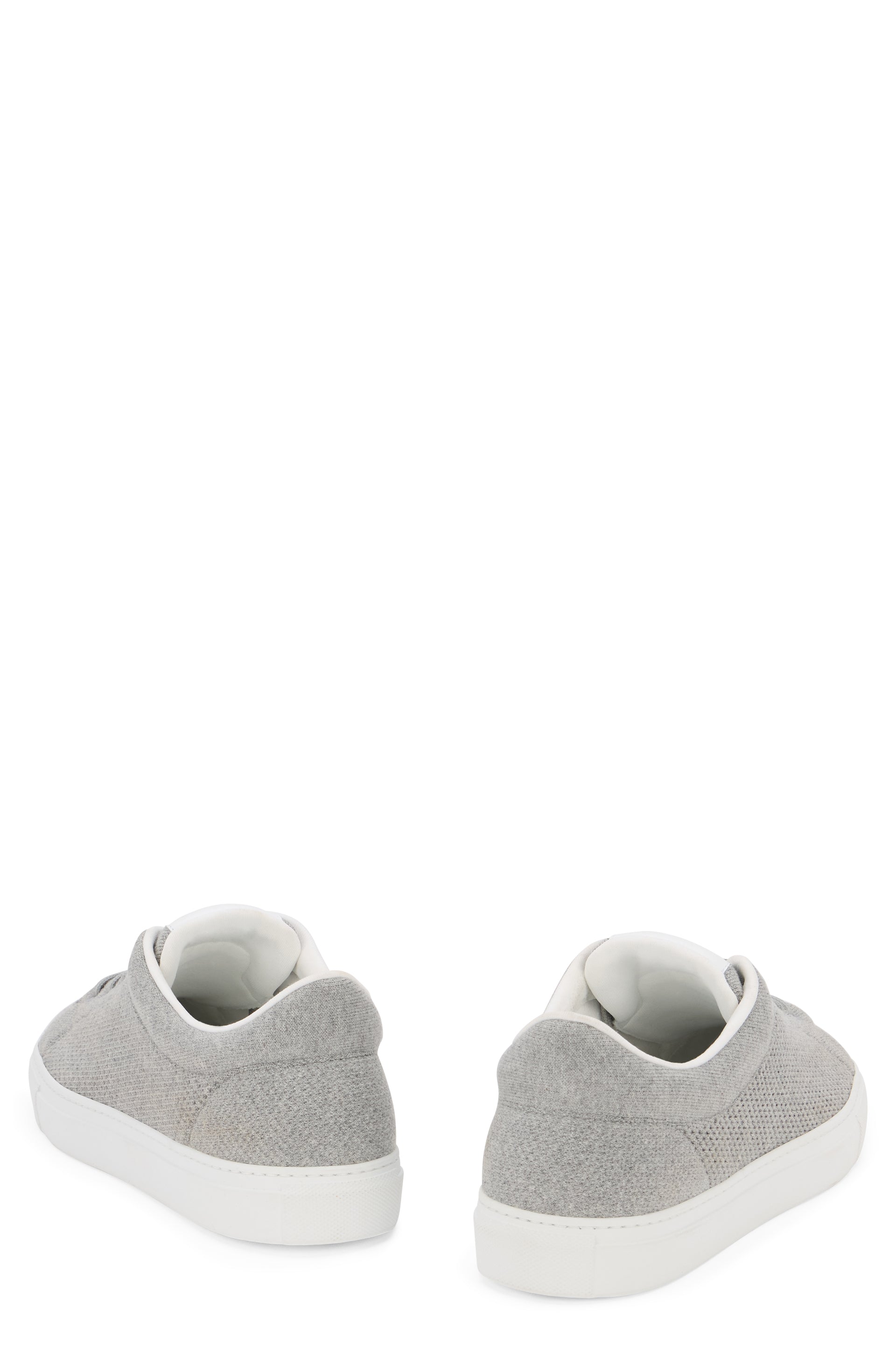 Gray melange sneakers light and versatile for every day.