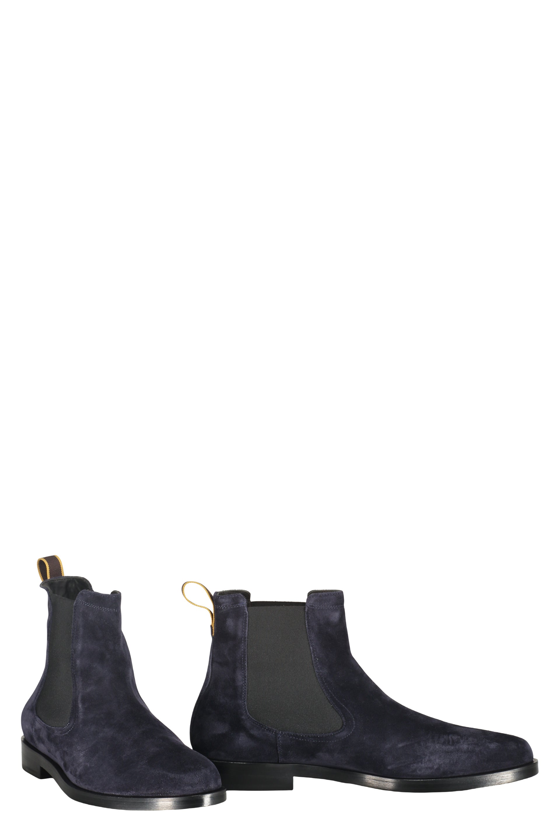 Chelsea boots in leather