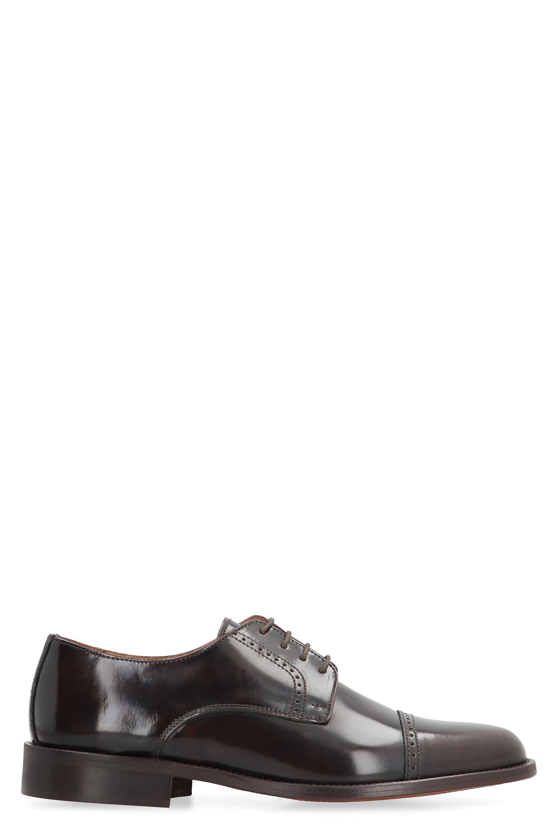 Leather lace-up shoes