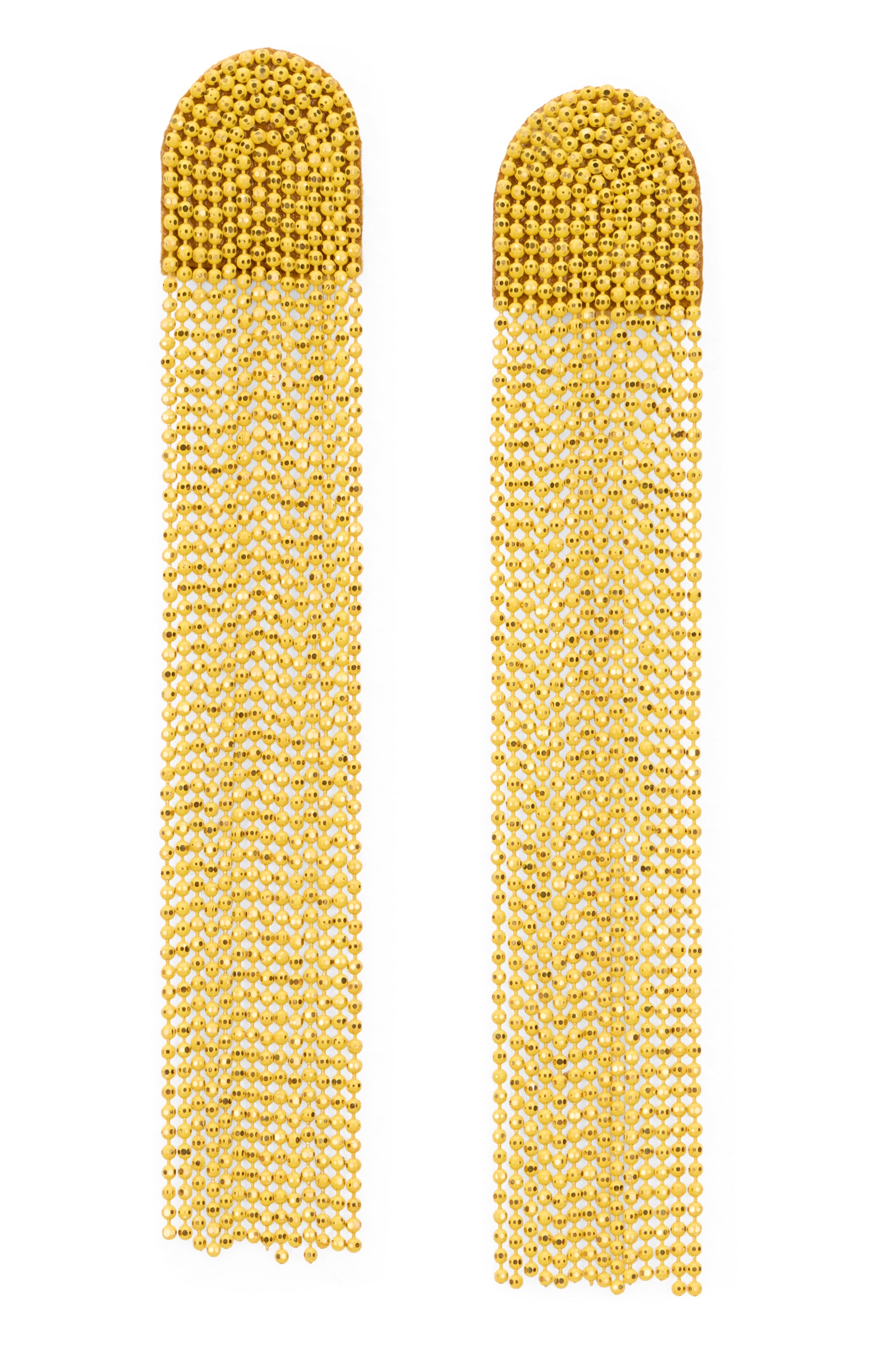 Gold dangling earrings with refined and chic design.