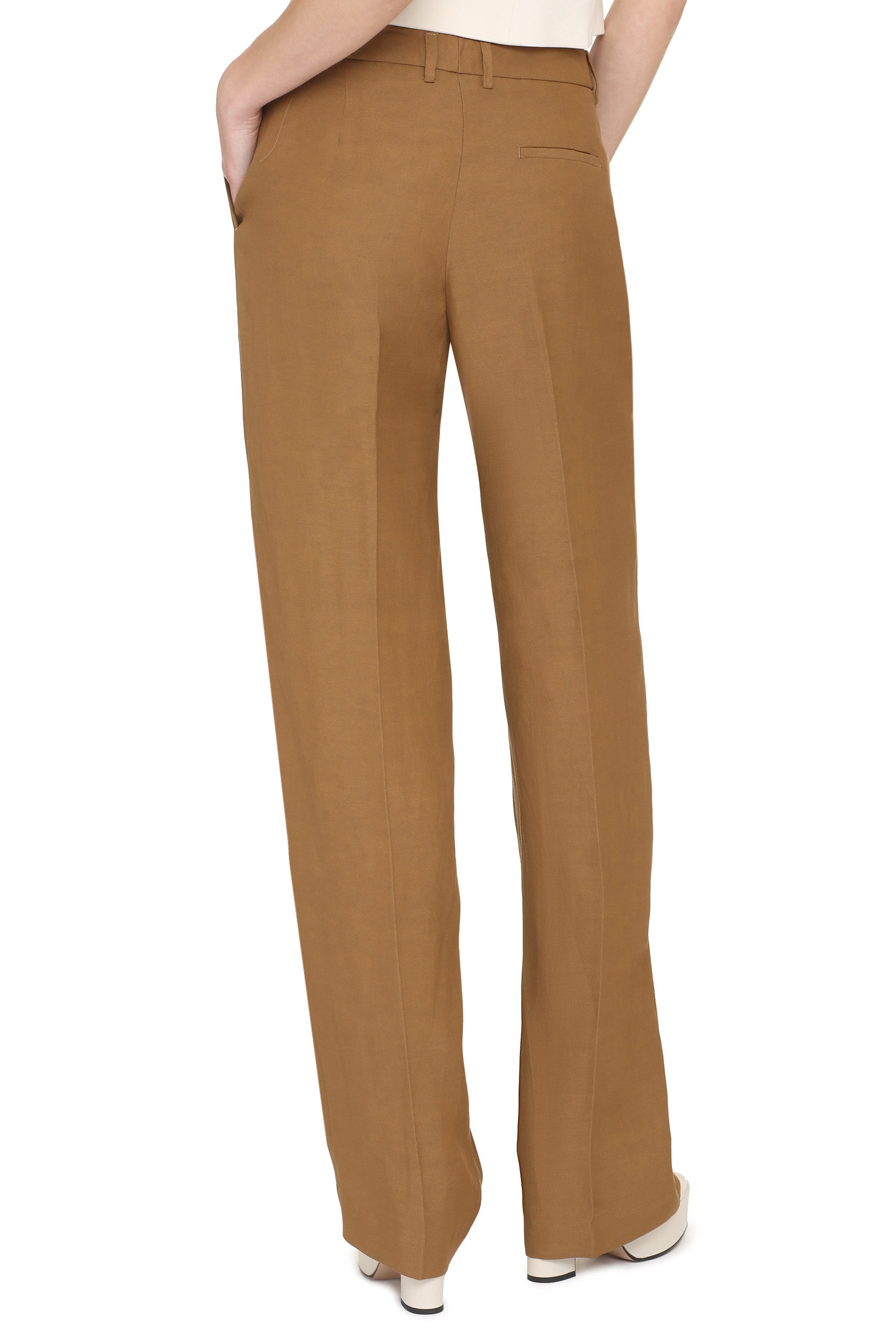 Straight-leg trousers