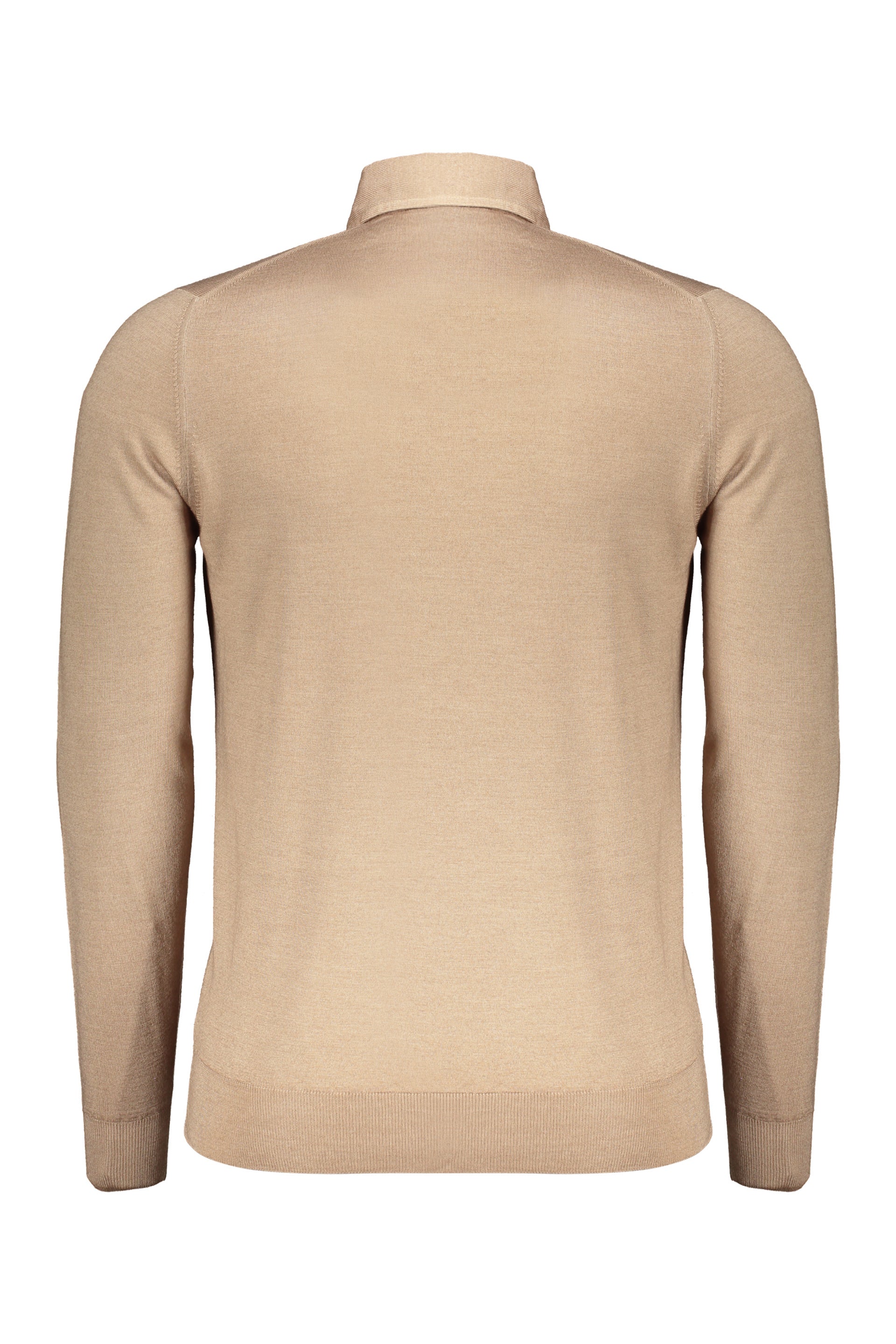 Elegant beige sweater, comfort and style guaranteed