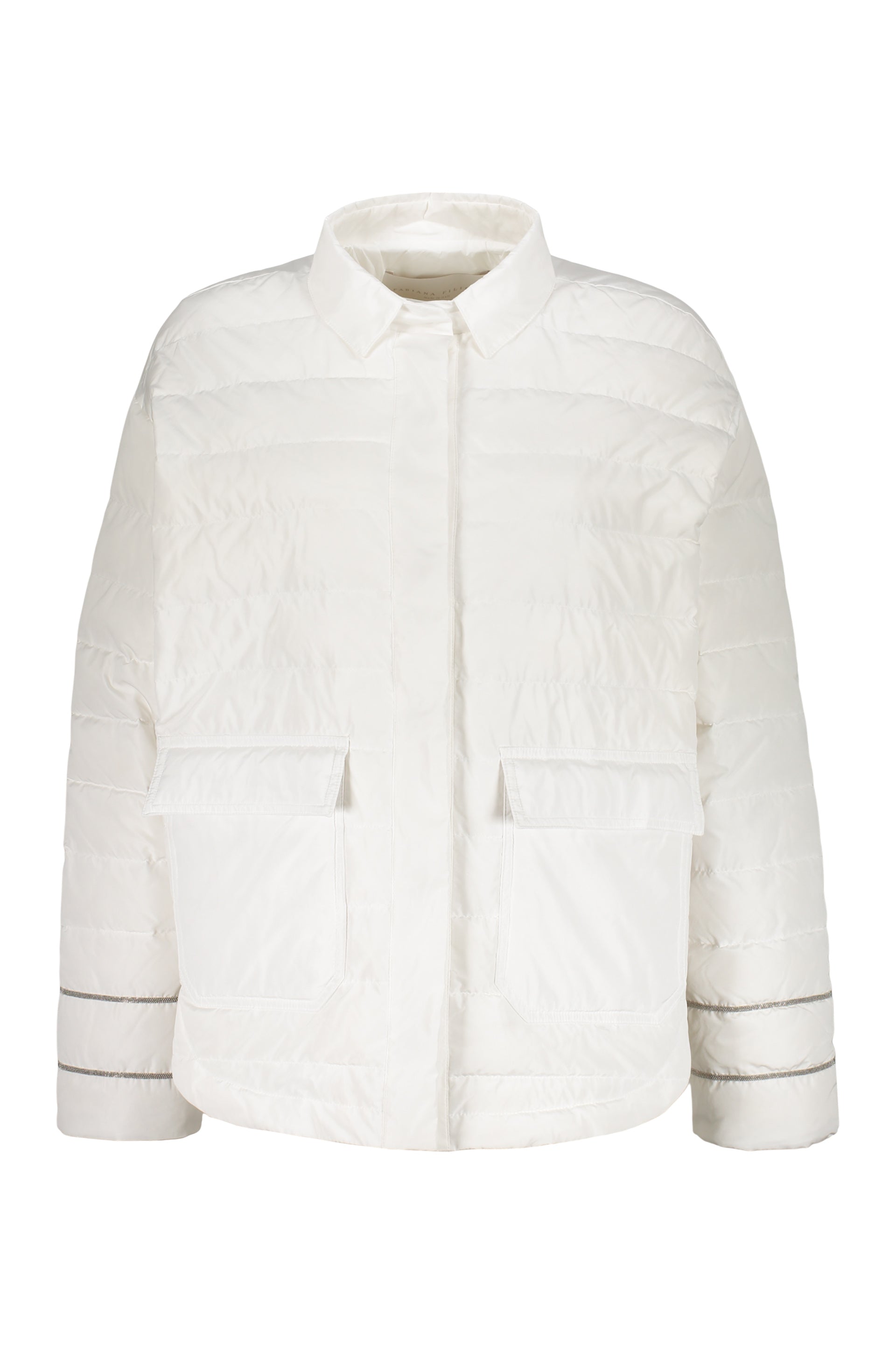 Snap button fastening down jacket