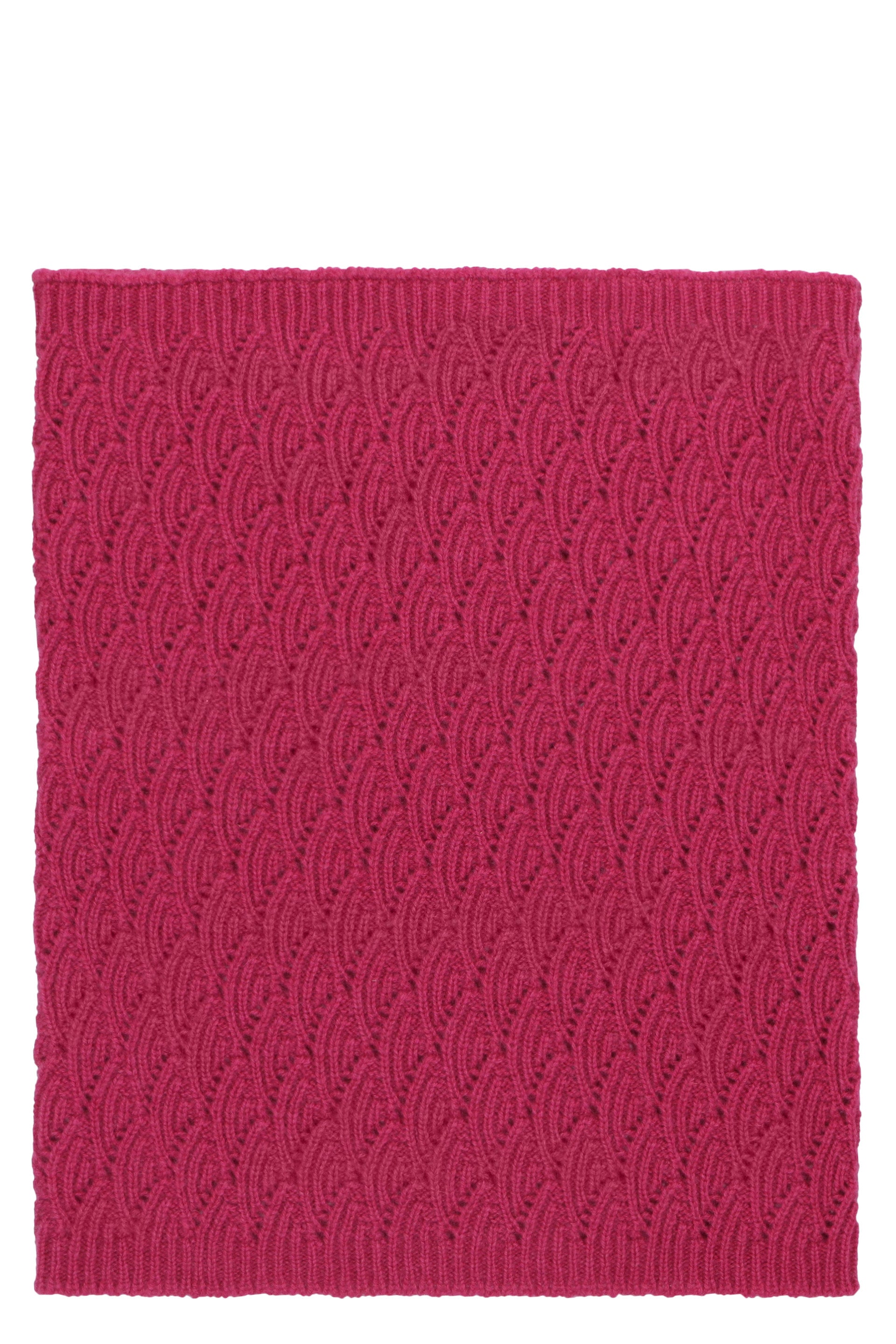 Knit collar