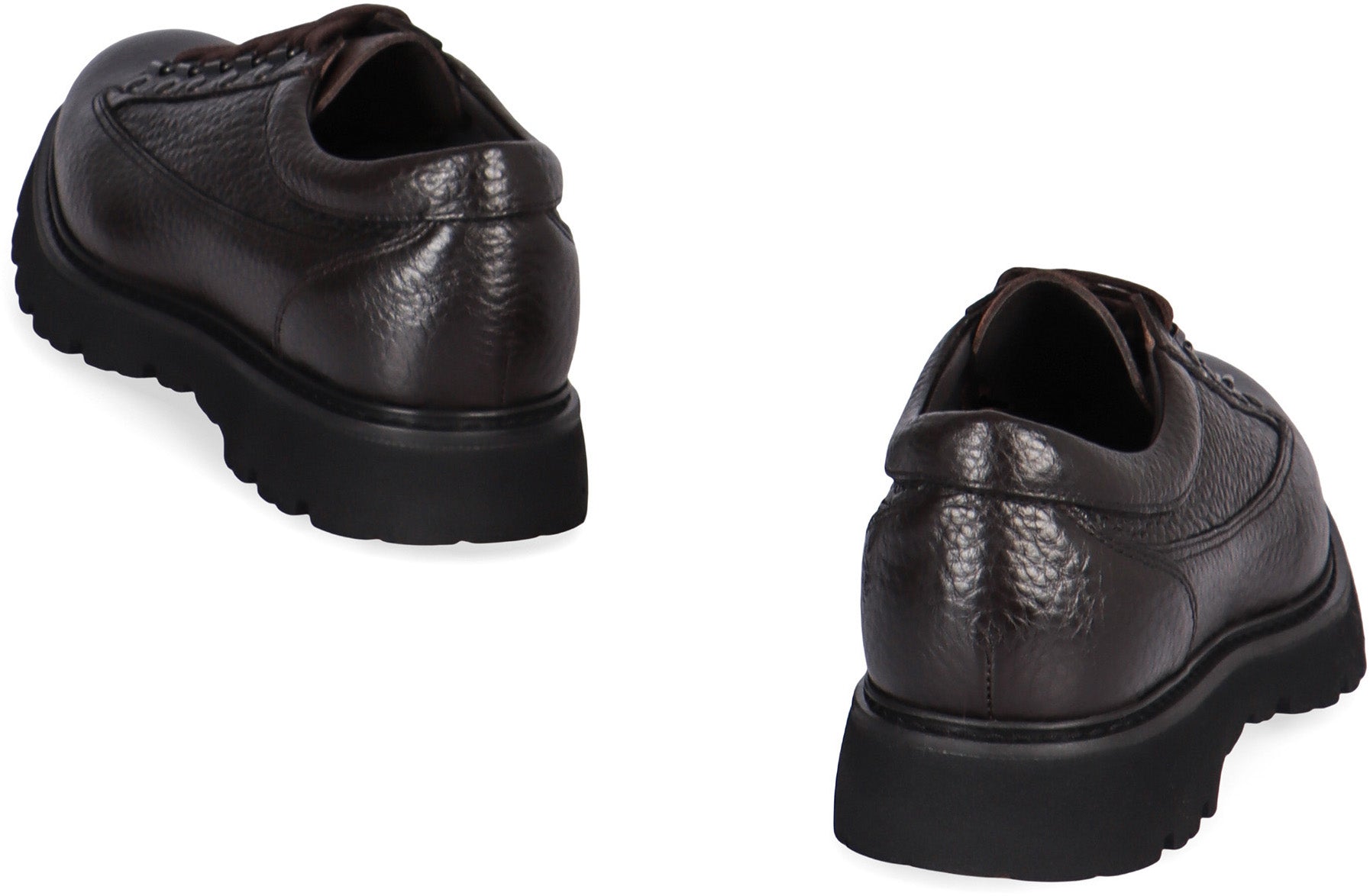 Leather lace-up shoes