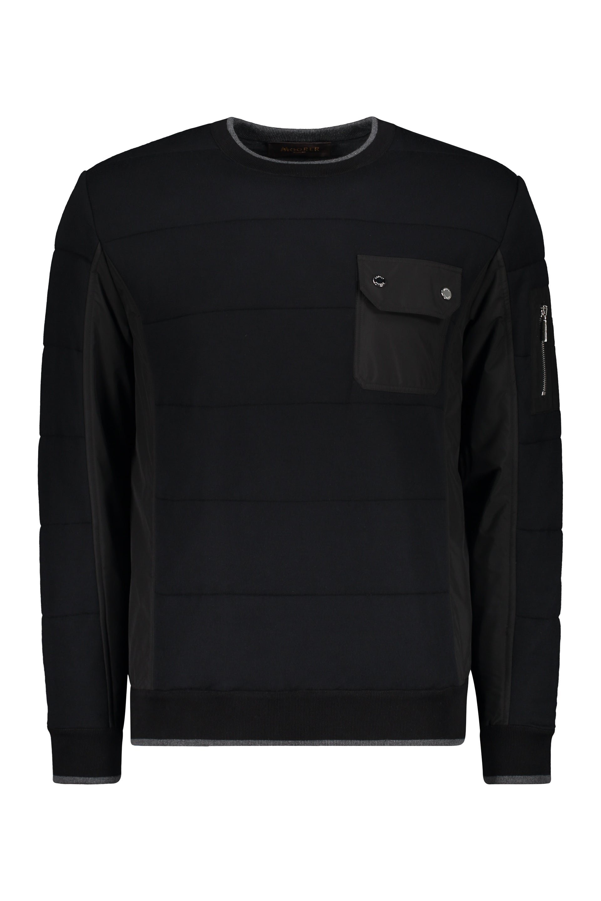 Black sweatshirt with front pocket