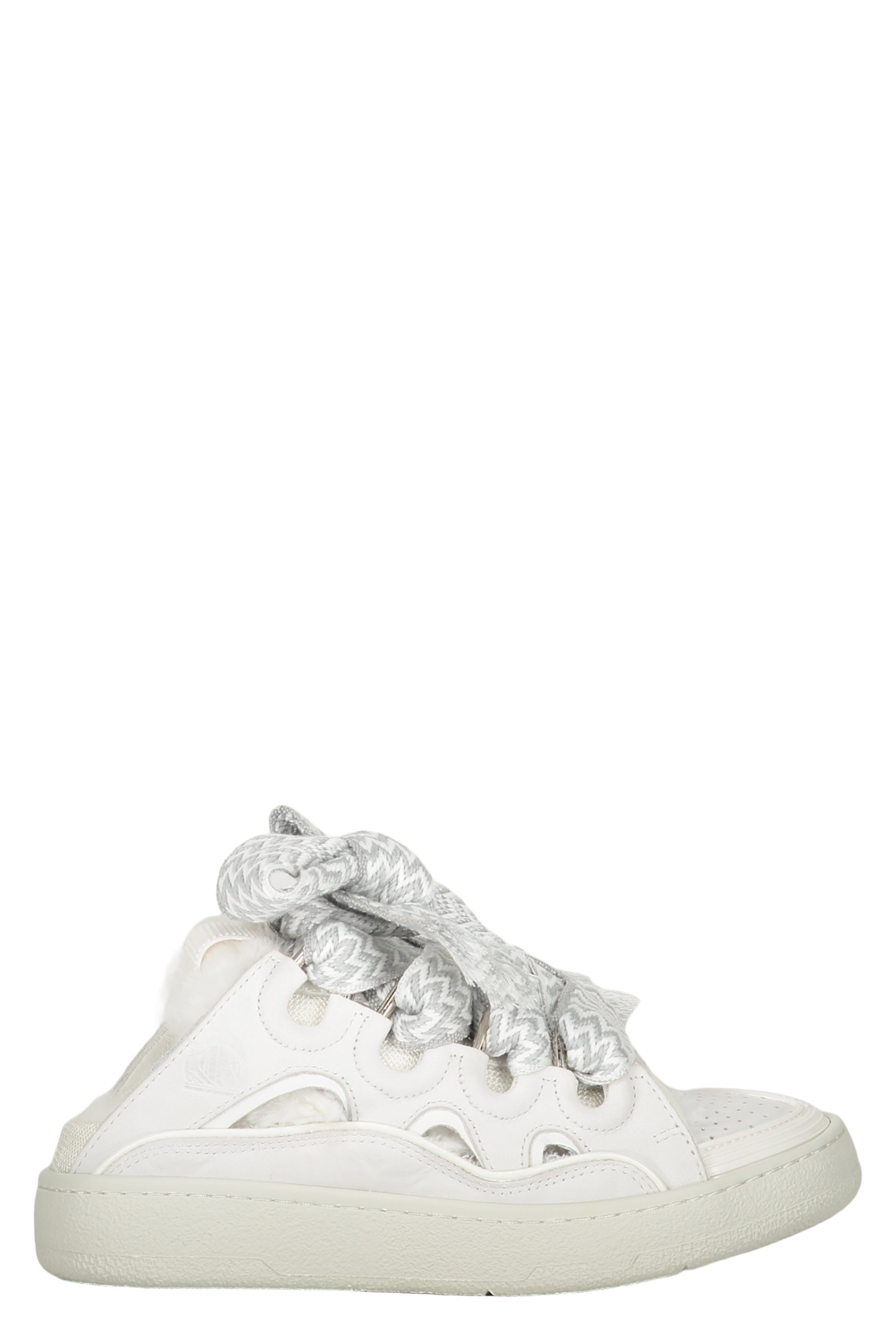 Chunky sneakers
