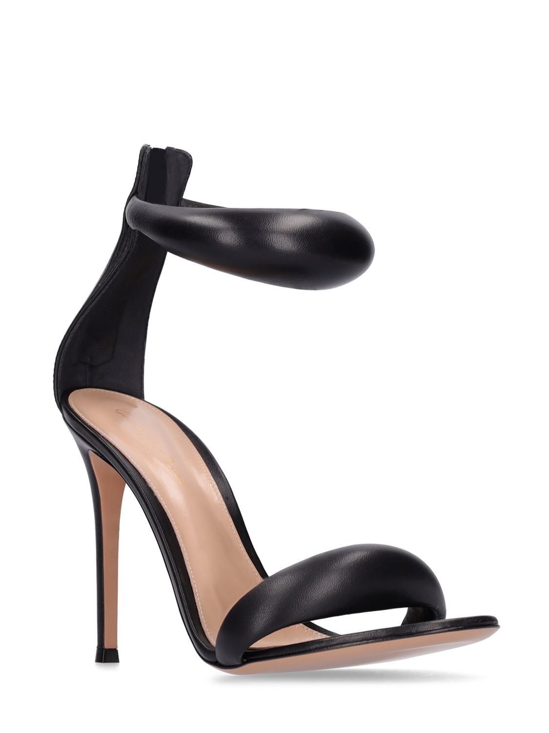 Elegant black sandal with high heel