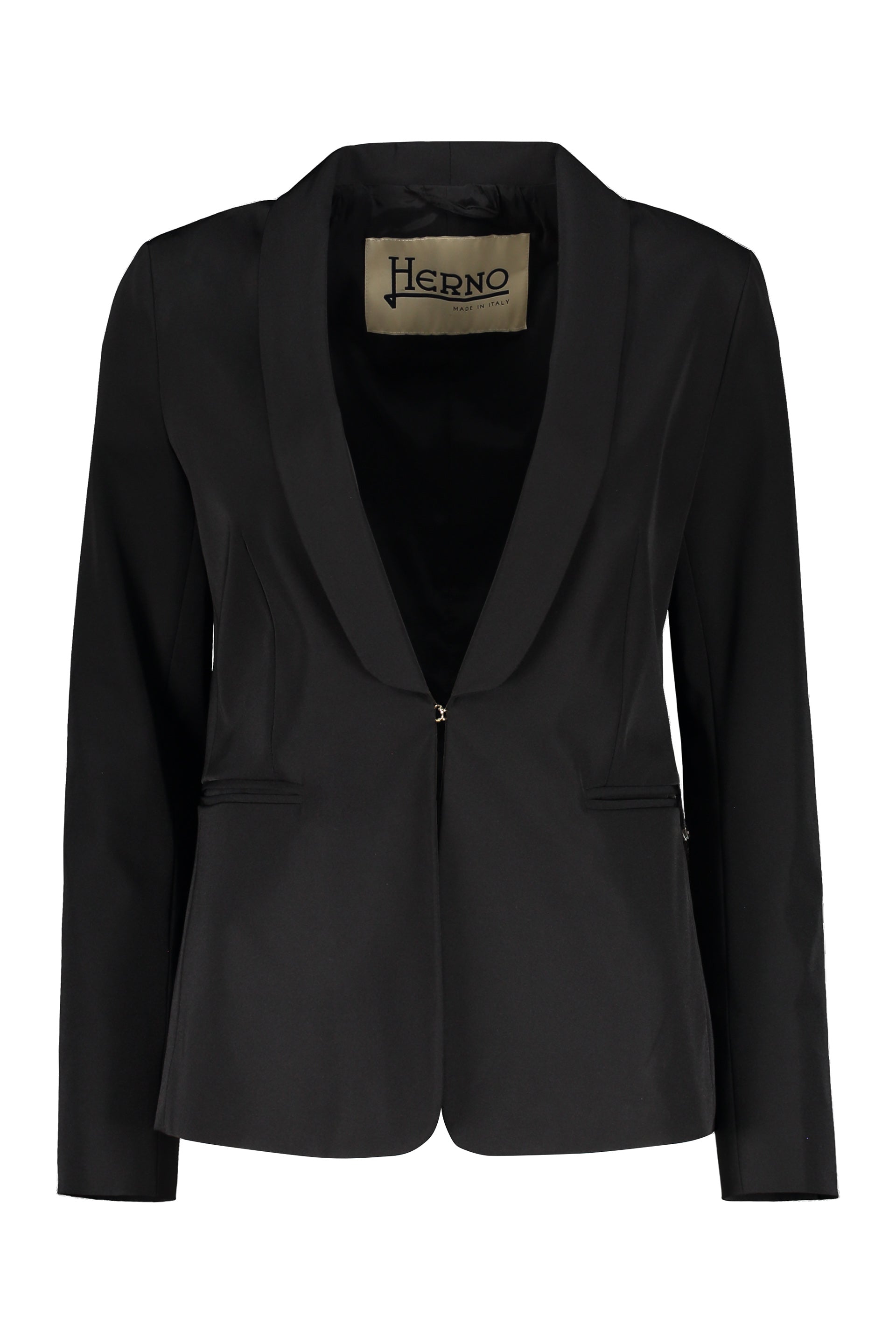 Black elegant blazer, adaptable fit.