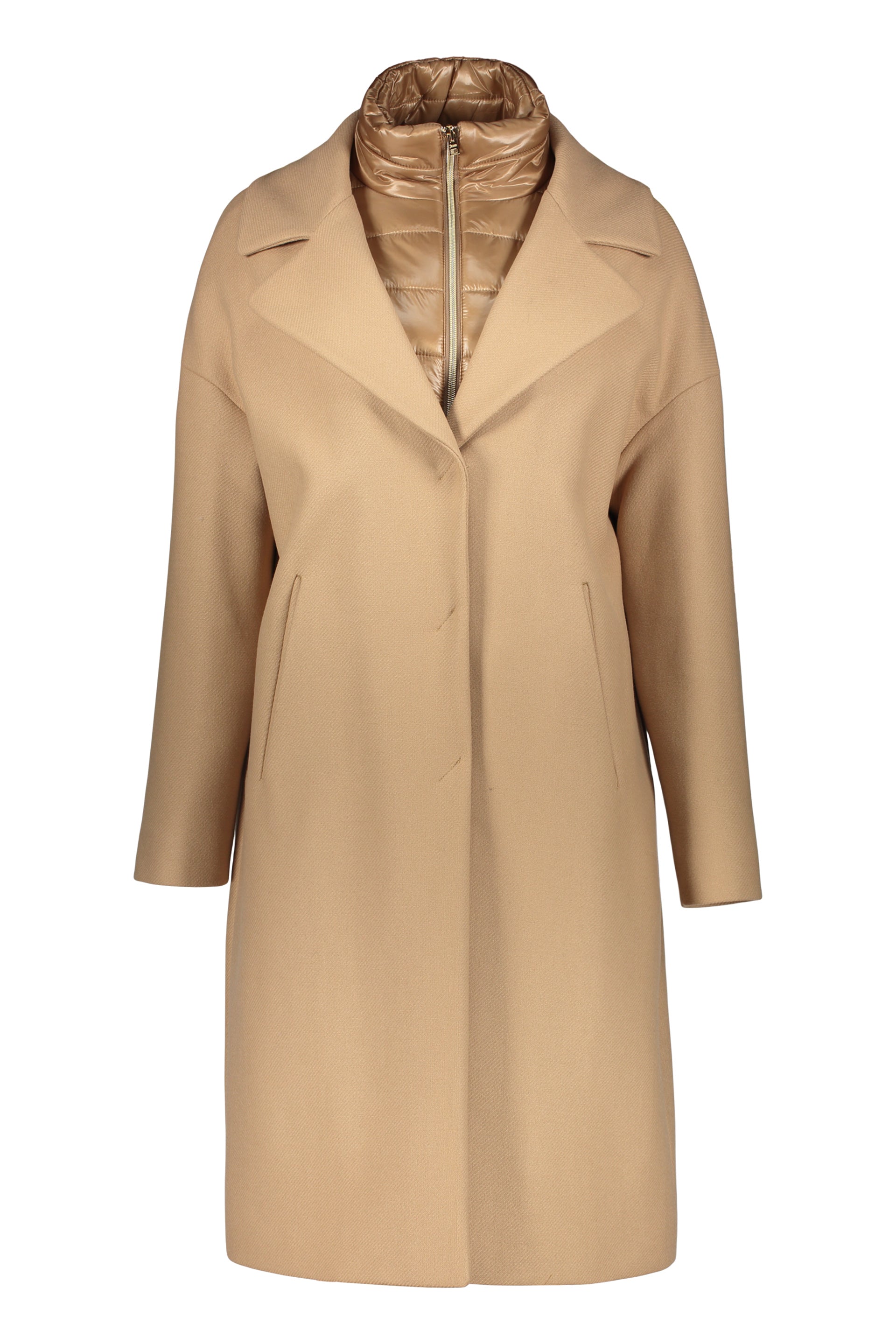 Elegant beige coat for any occasion