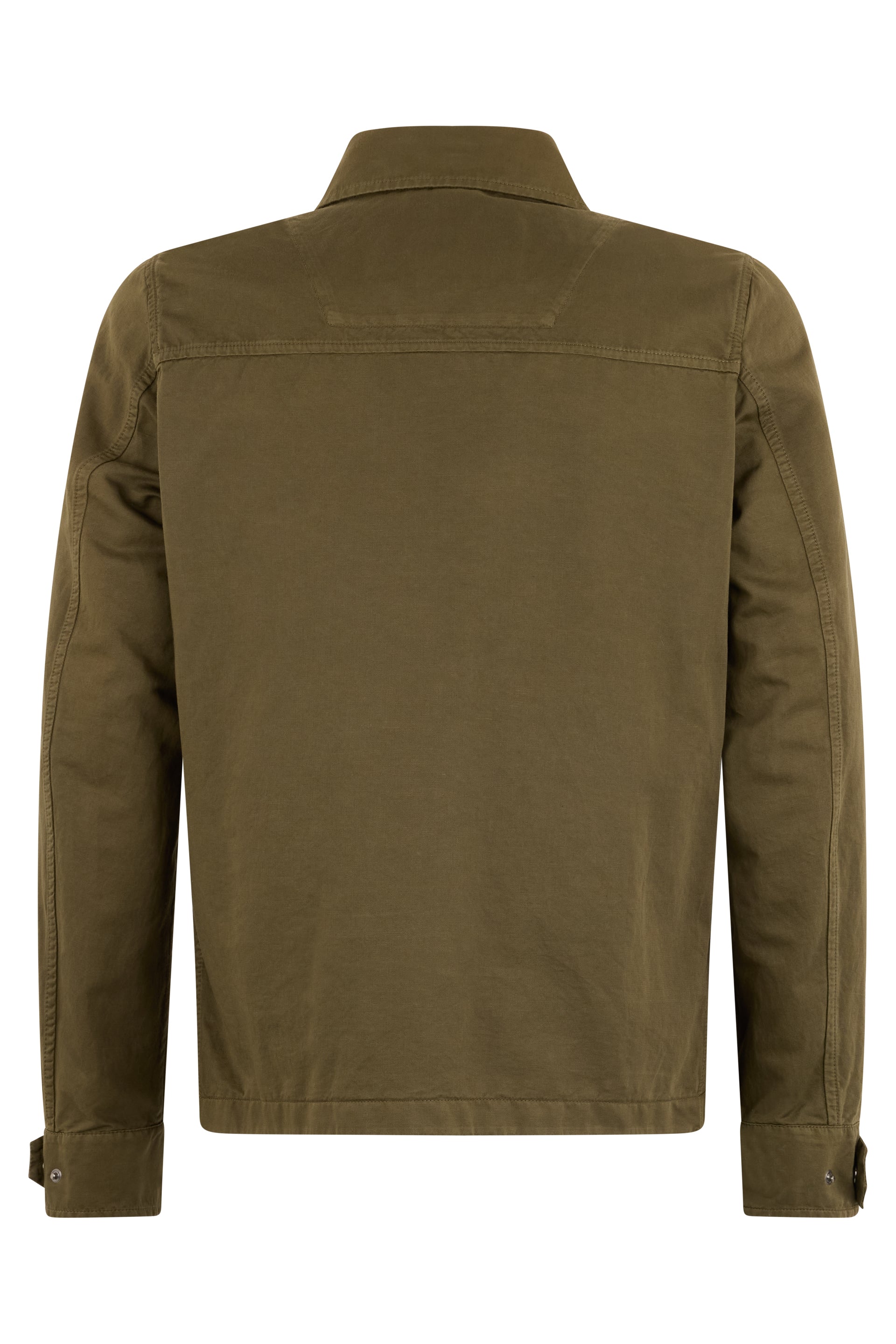 Shirt with applied pockets
