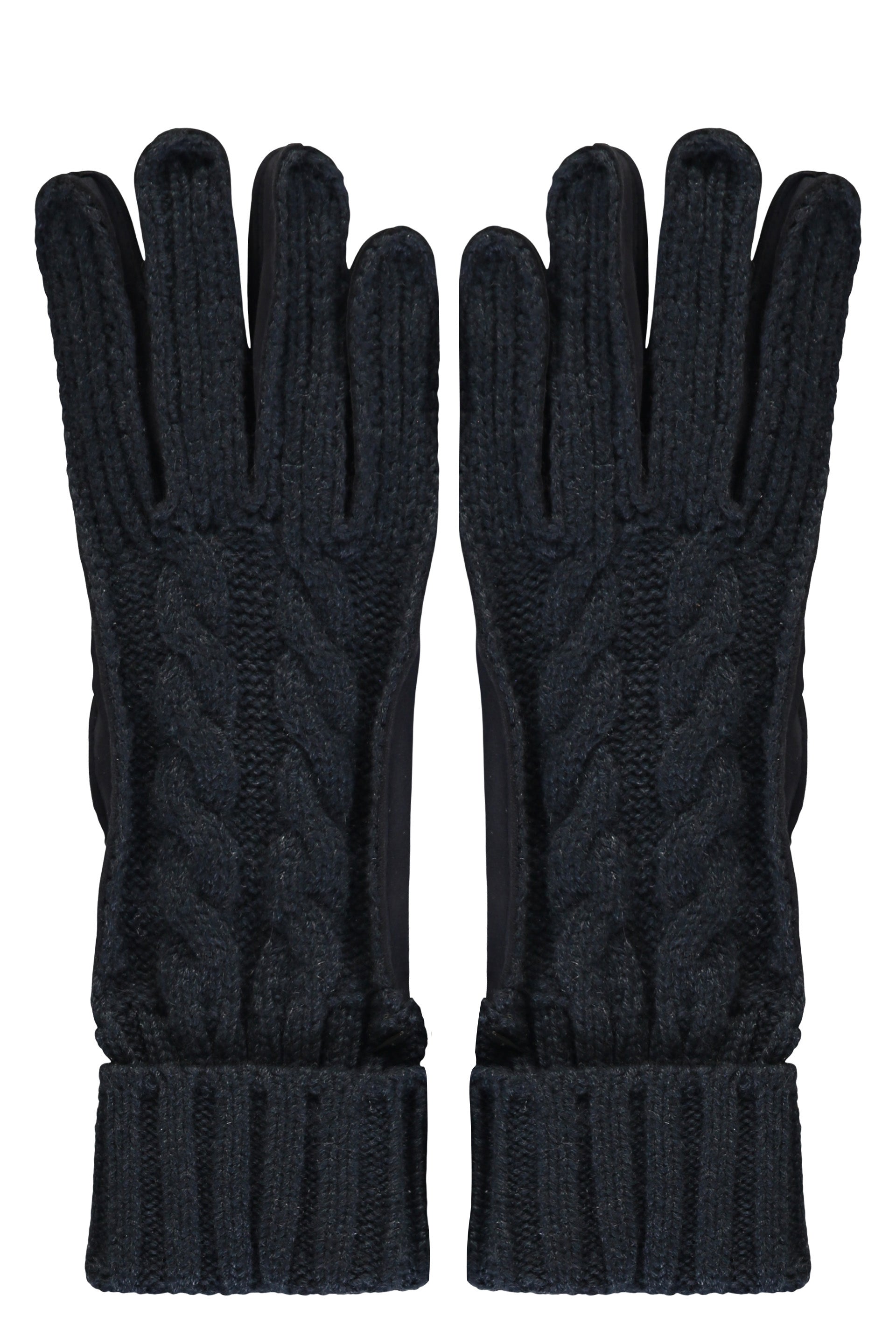 Knitted gloves for elegant winter