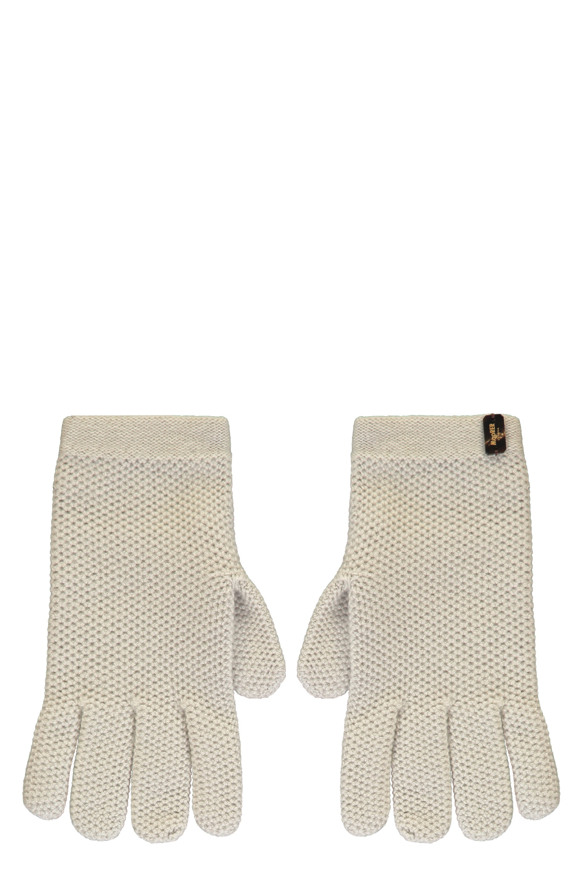 Knitted gloves