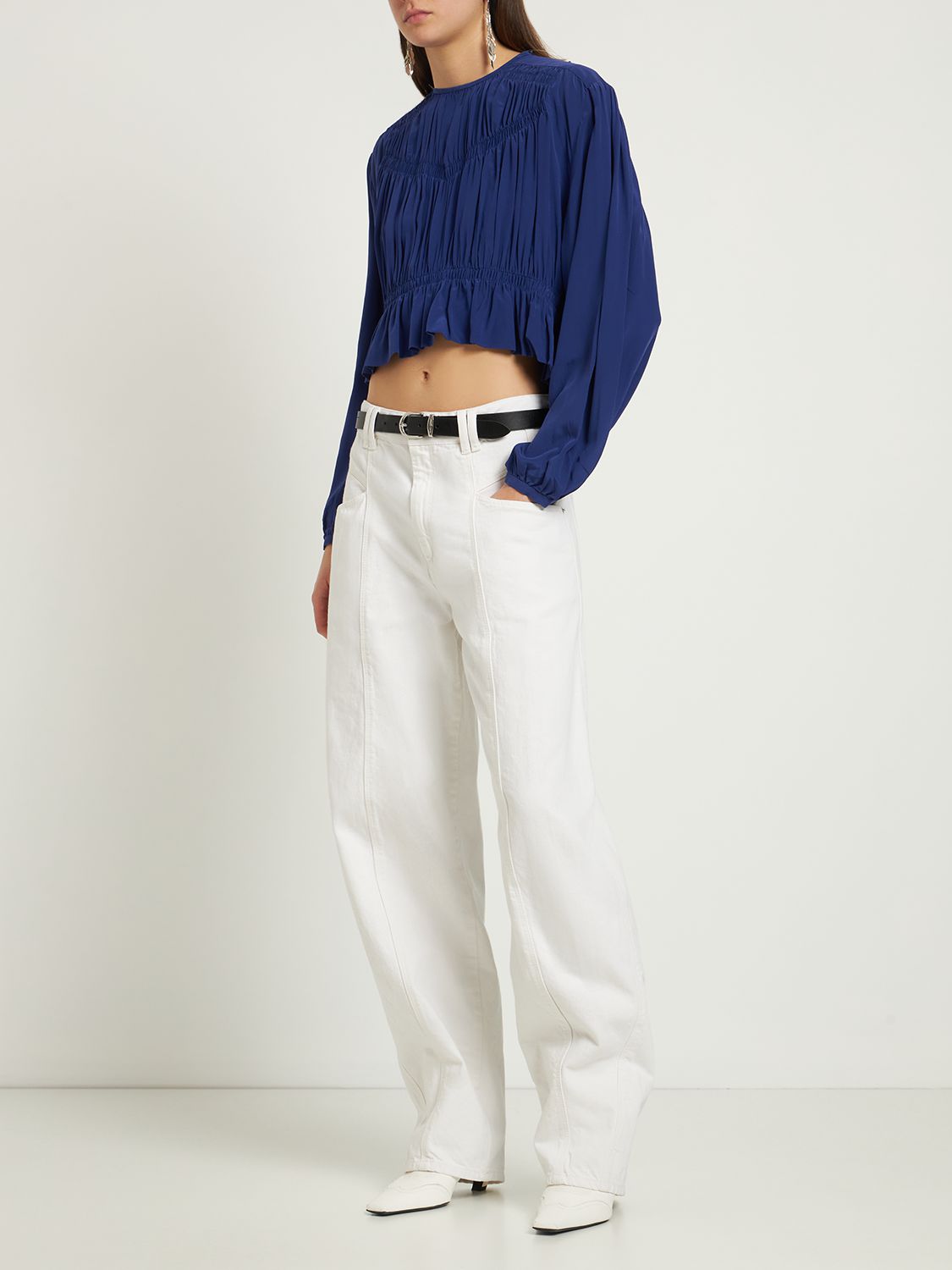 Elegant blue cropped blouse for any occasion