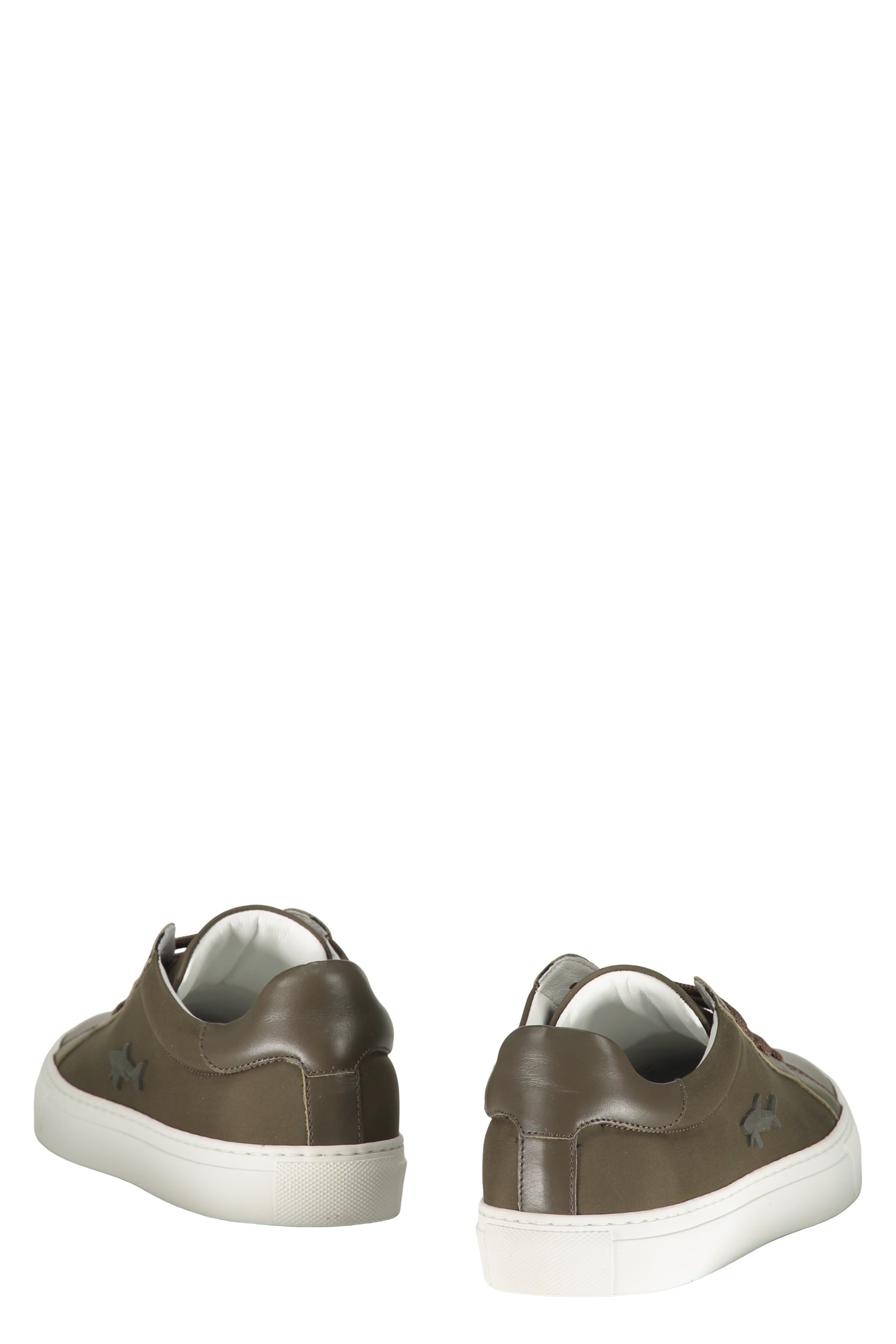 Olive green minimalist sneakers, versatile casual style