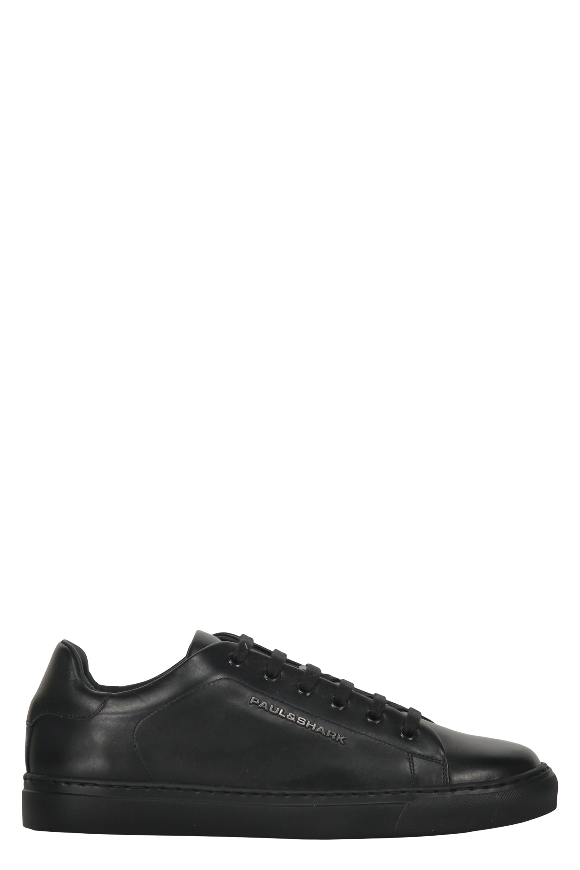 Elegant black leather sneakers