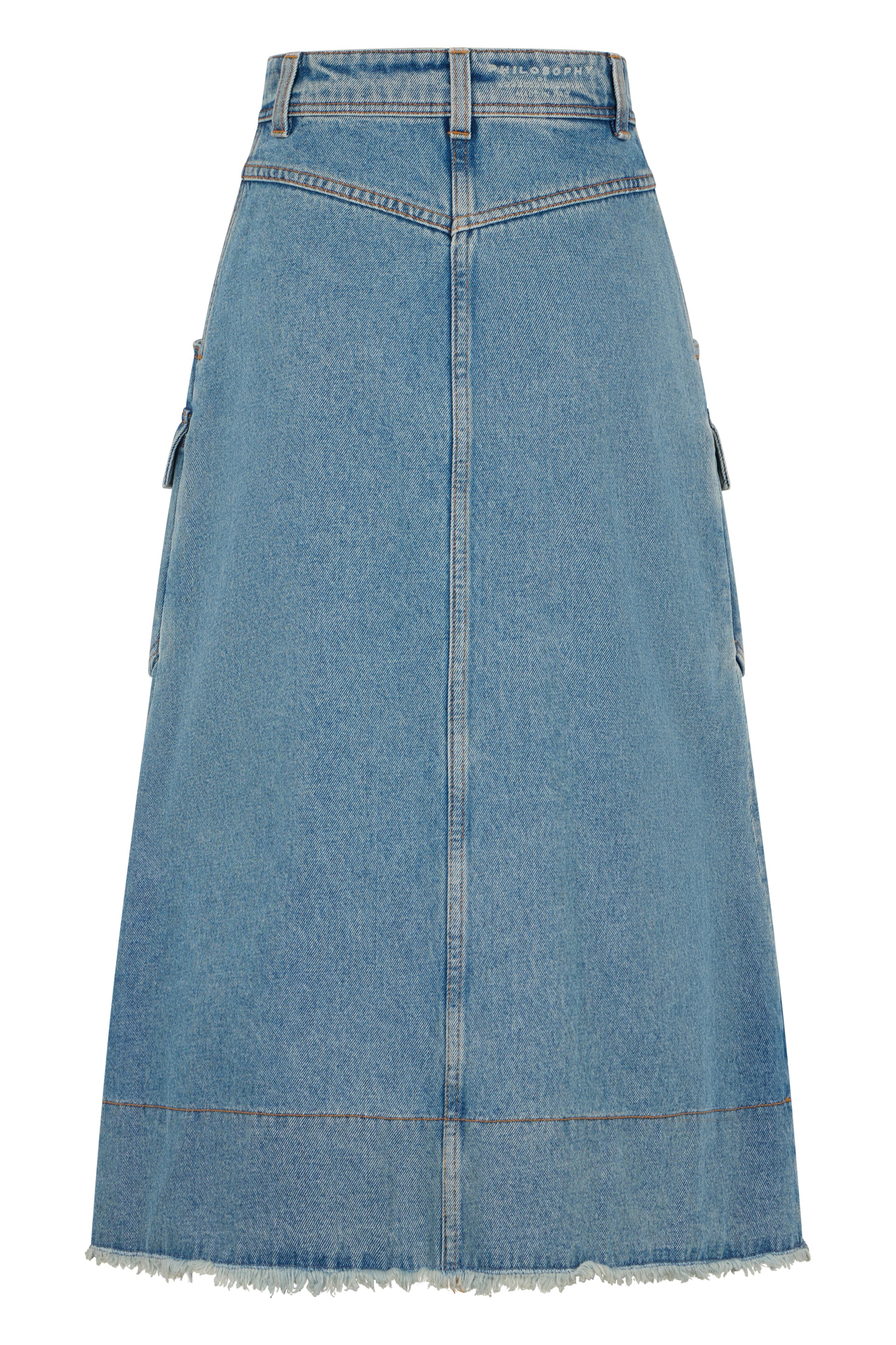 Long light blue denim skirt ideal for a casual look.