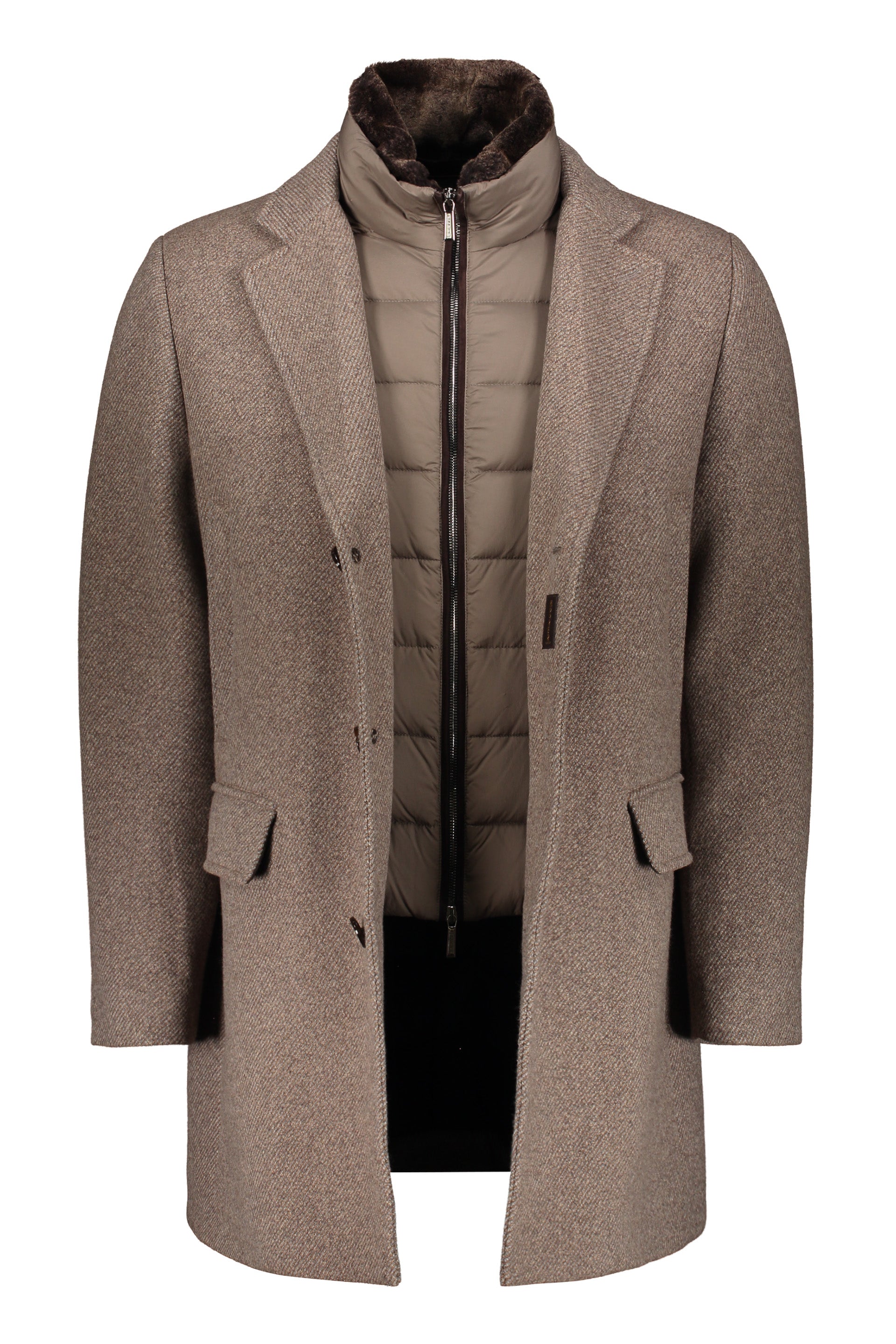Elegant beige coat with modern collar