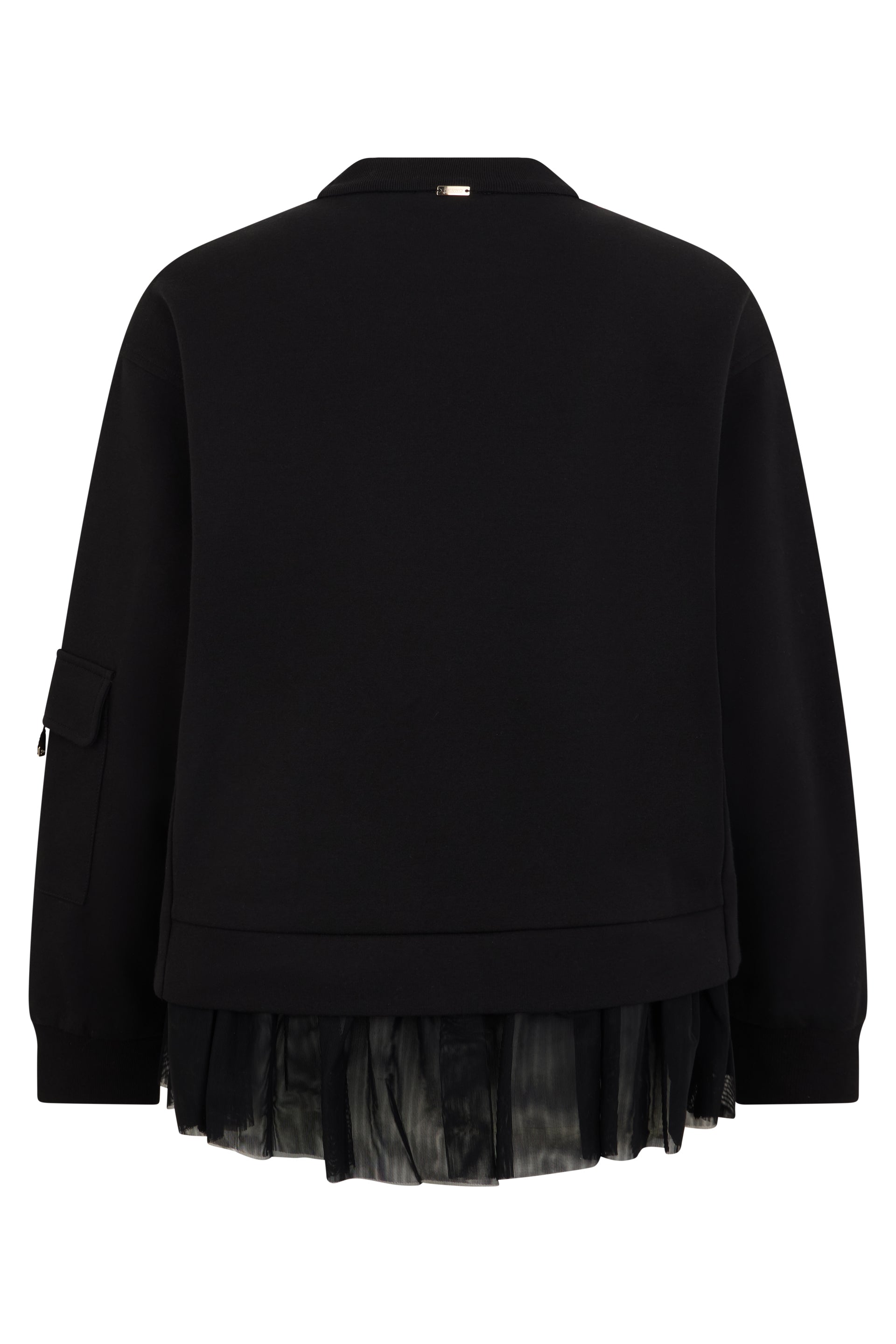 Black wide jacket, elegance and versatility assured